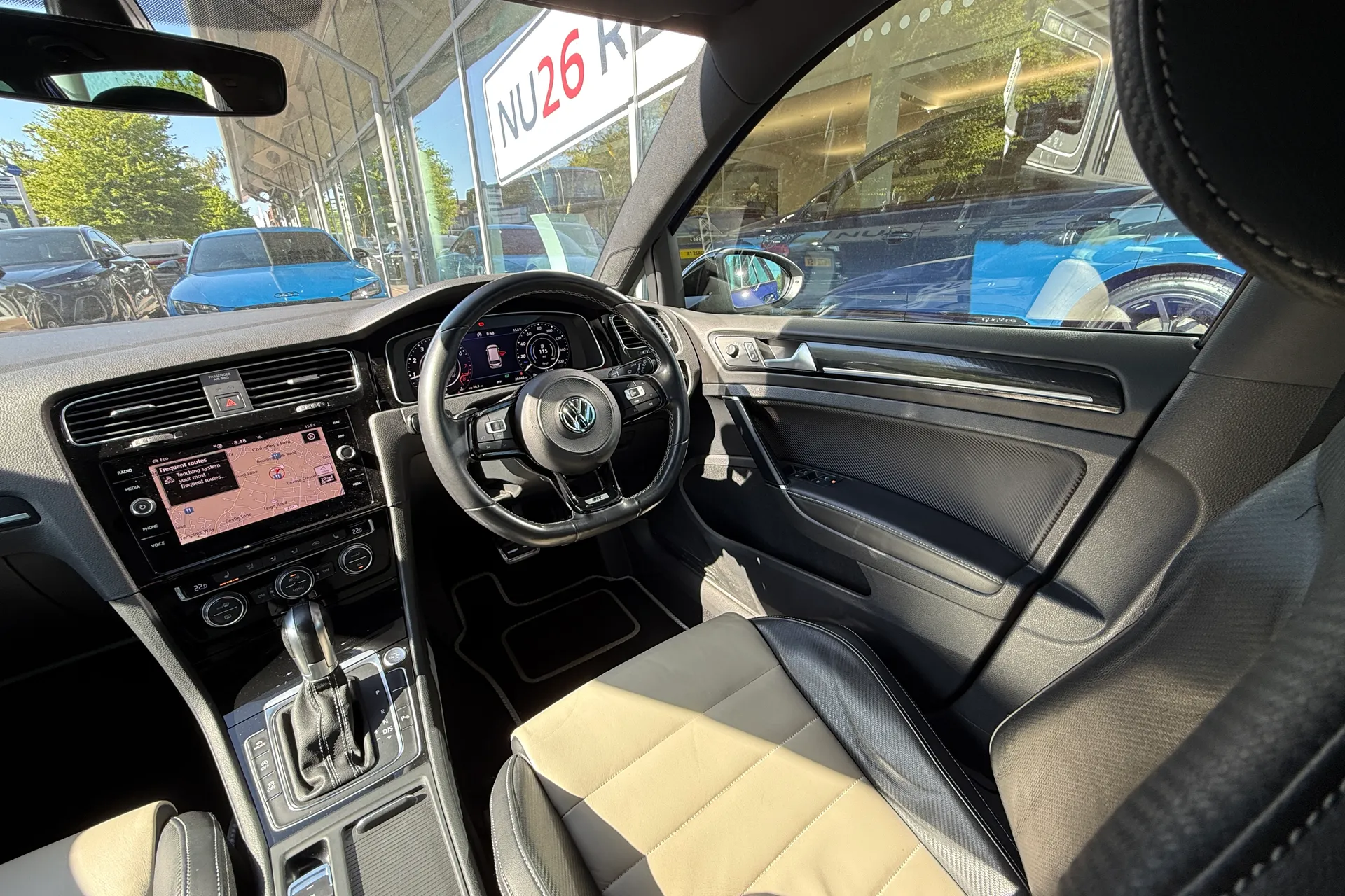 VOLKSWAGEN GOLF thumbnail image number 45