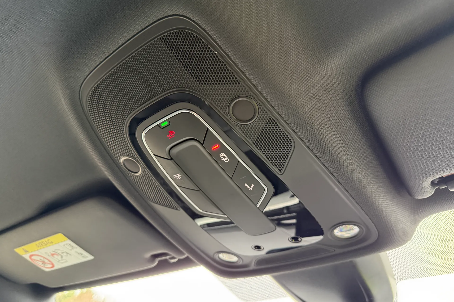 Audi A4 thumbnail image number 16