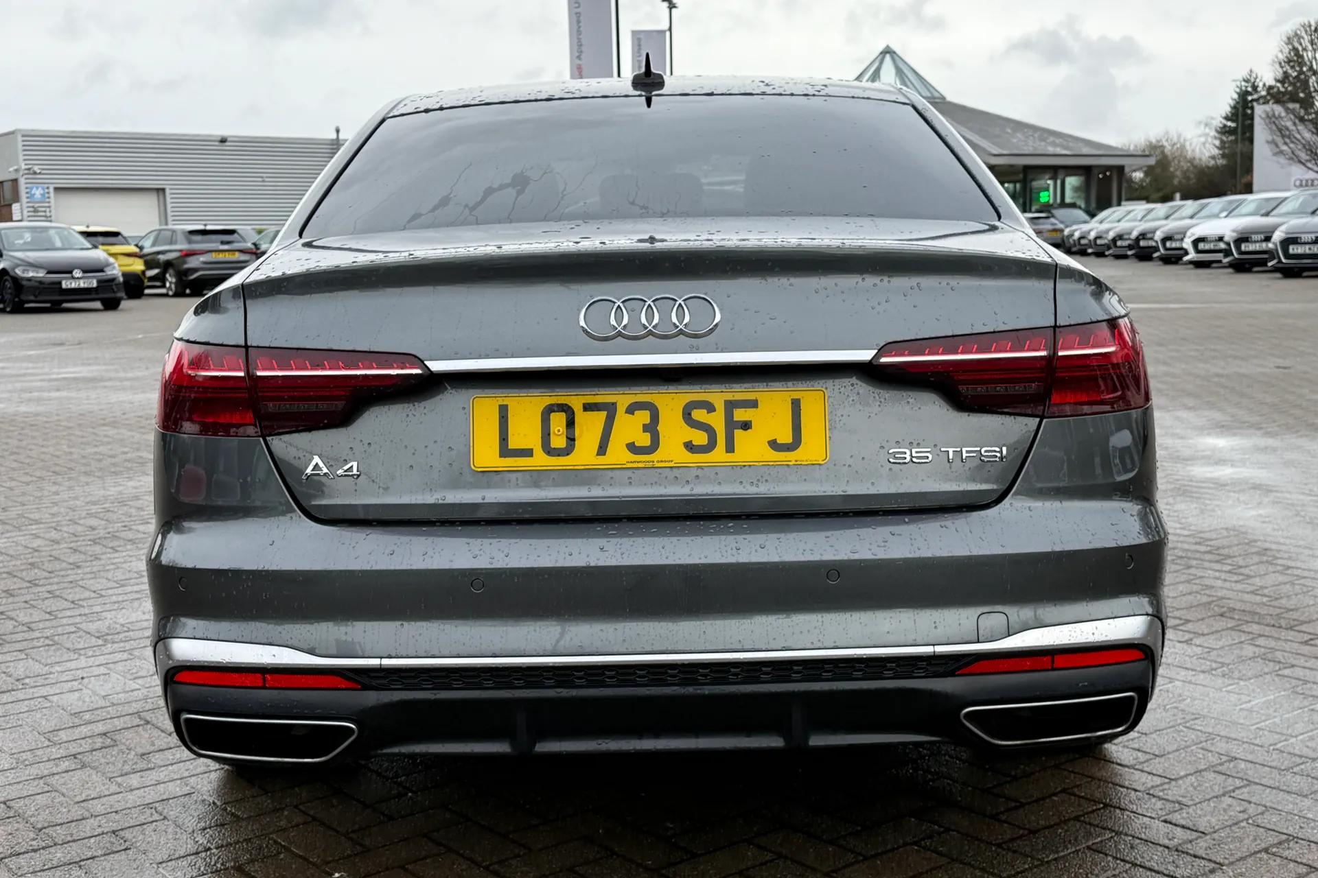 Audi A4 thumbnail image number 29