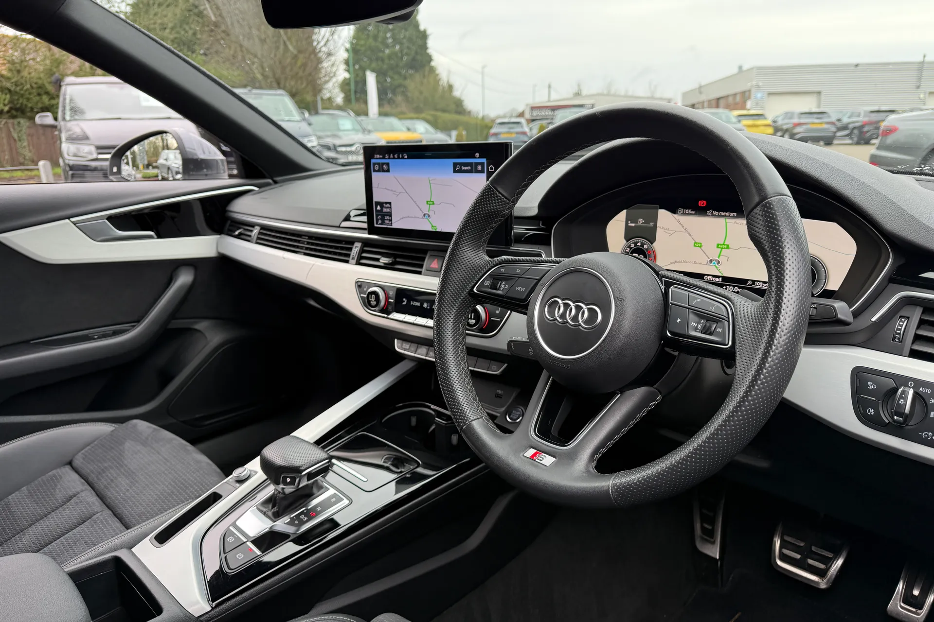 Audi A4 thumbnail image number 24