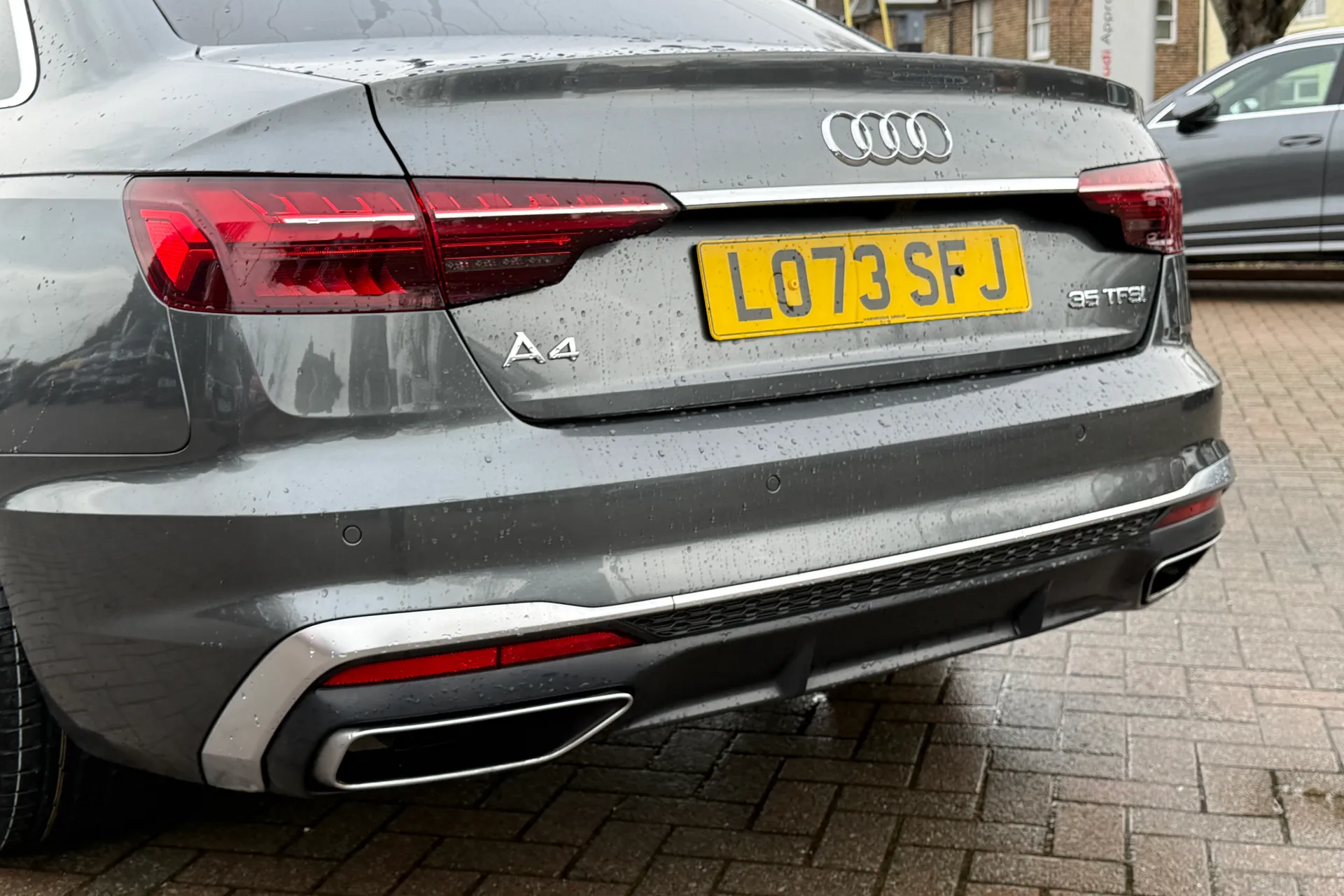 Audi A4 thumbnail image number 47