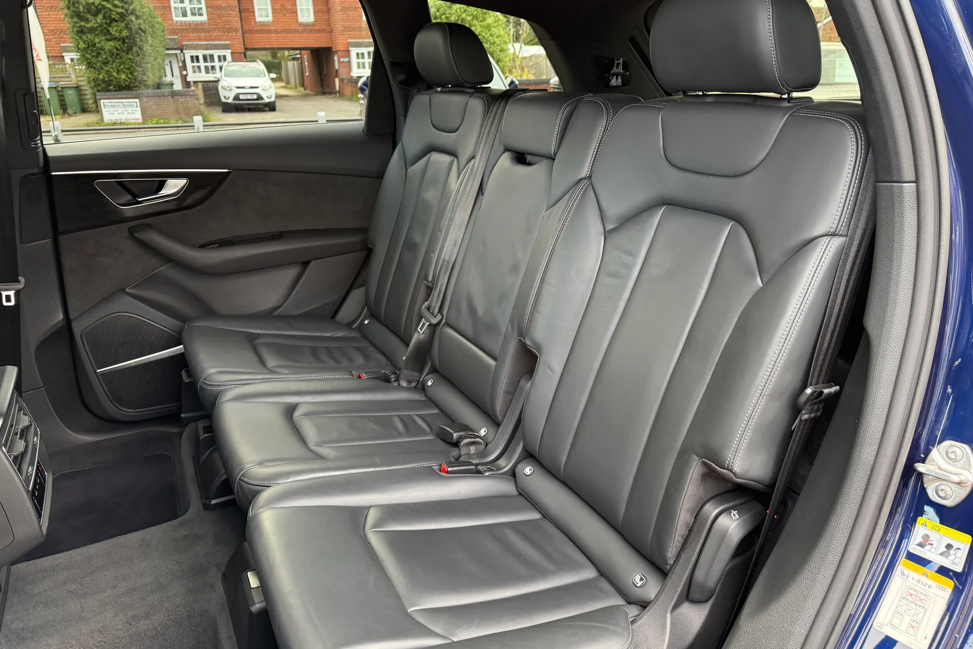 Audi Q7 thumbnail image number 47