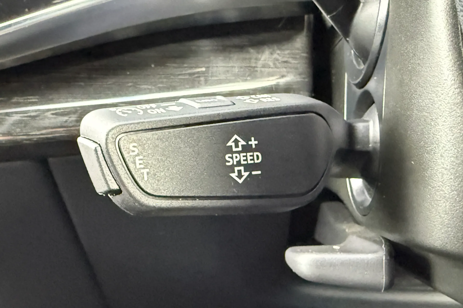 Audi Q7 thumbnail image number 21