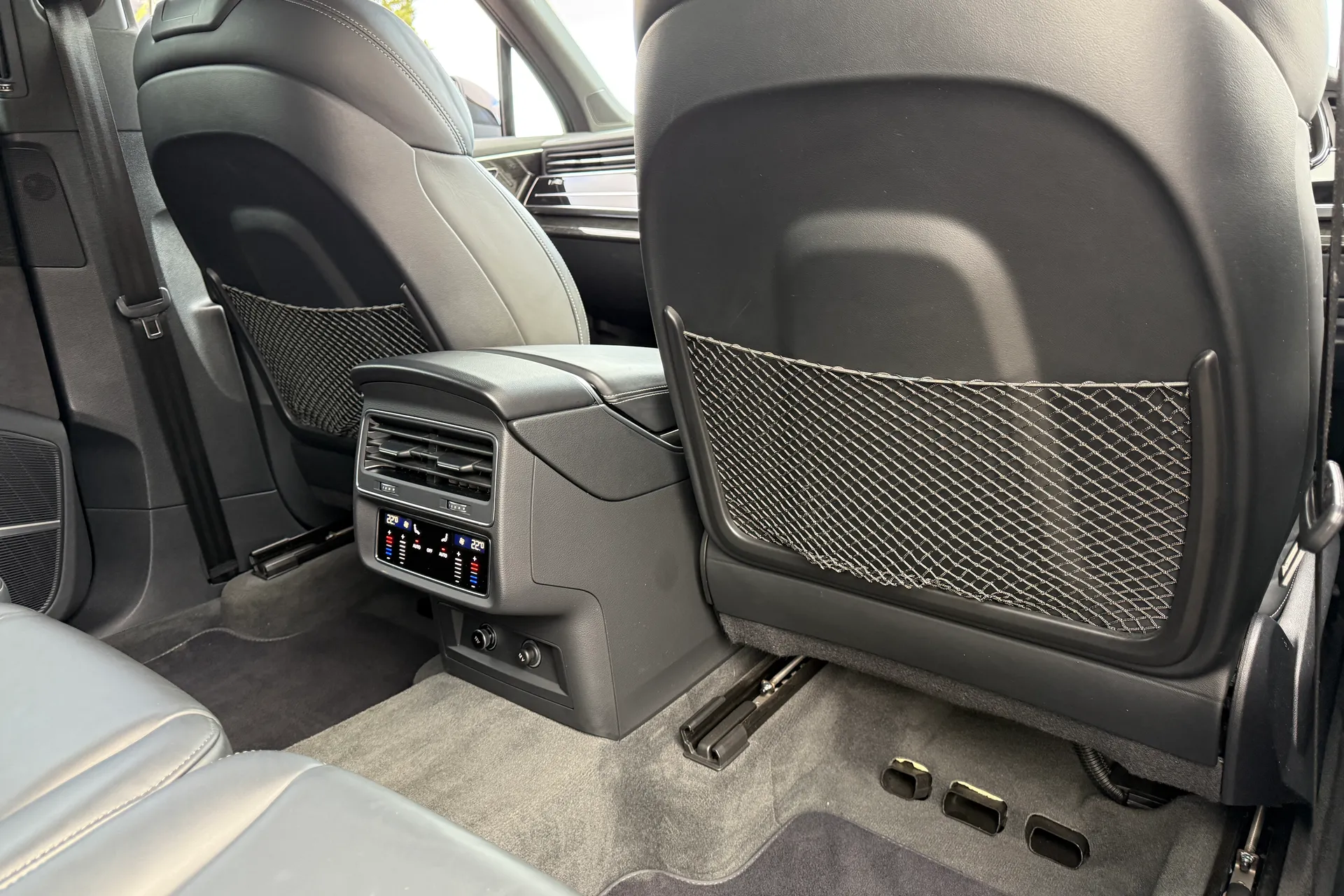 Audi Q7 thumbnail image number 52