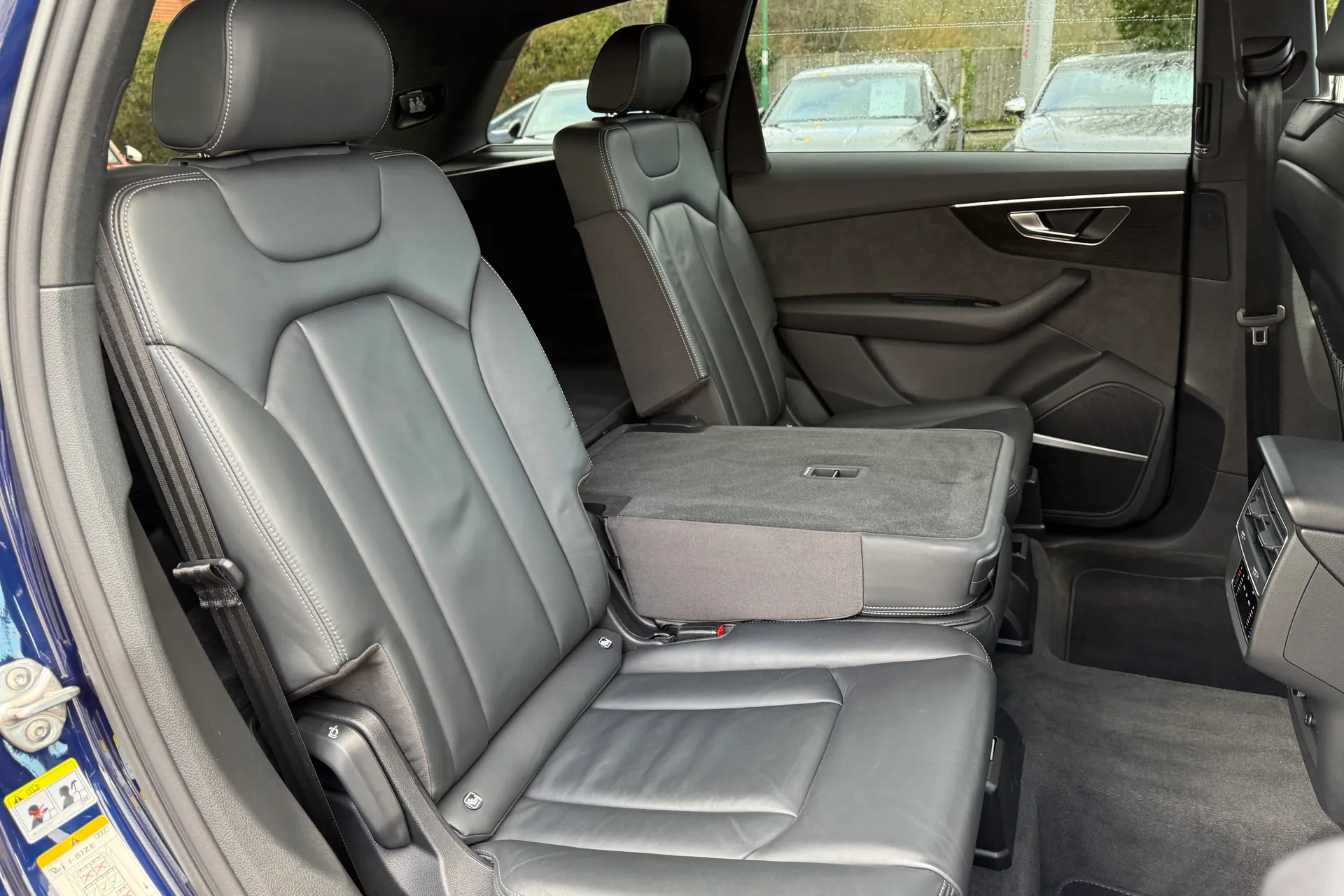 Audi Q7 thumbnail image number 51