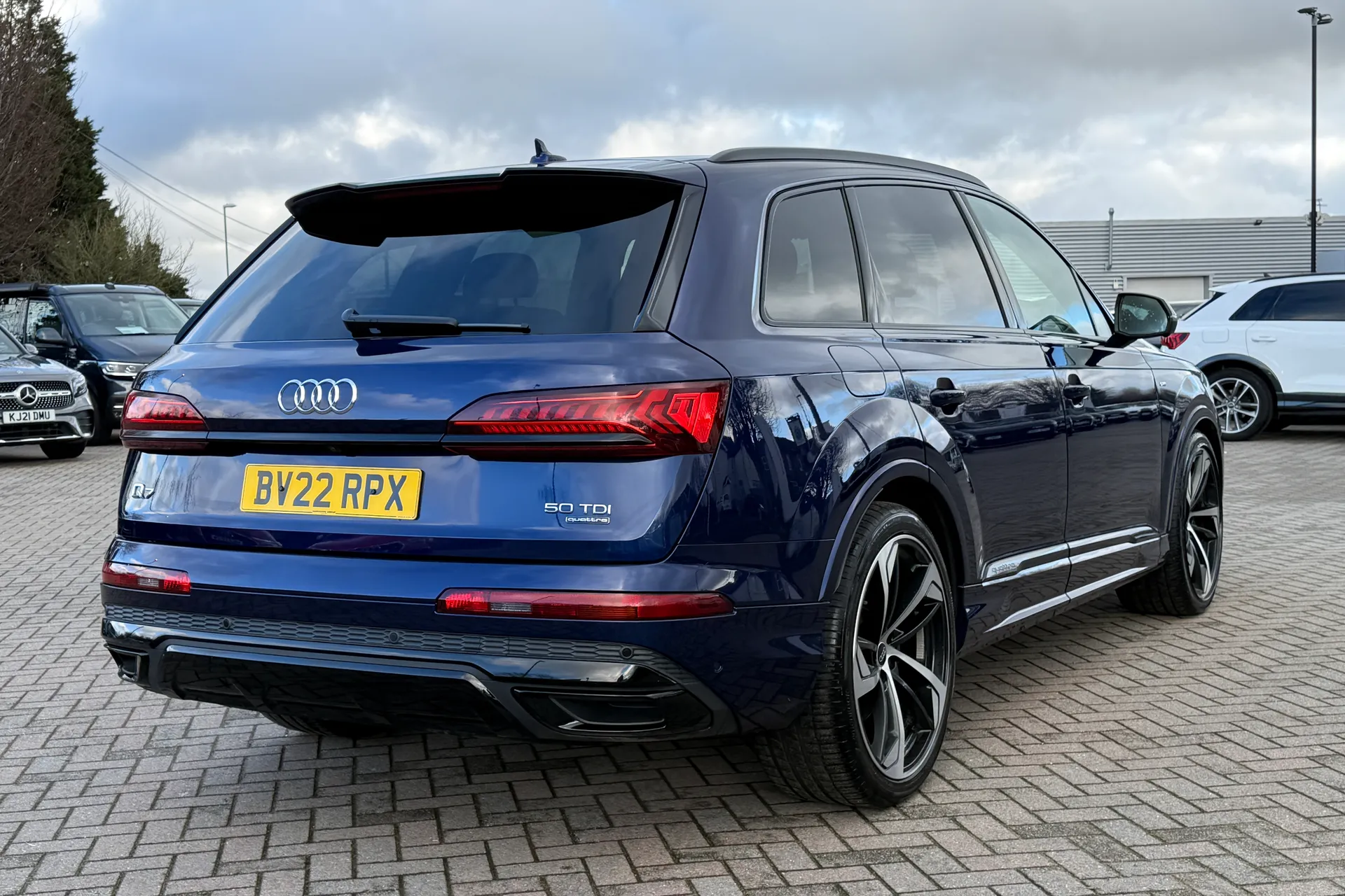 Audi Q7 thumbnail image number 36