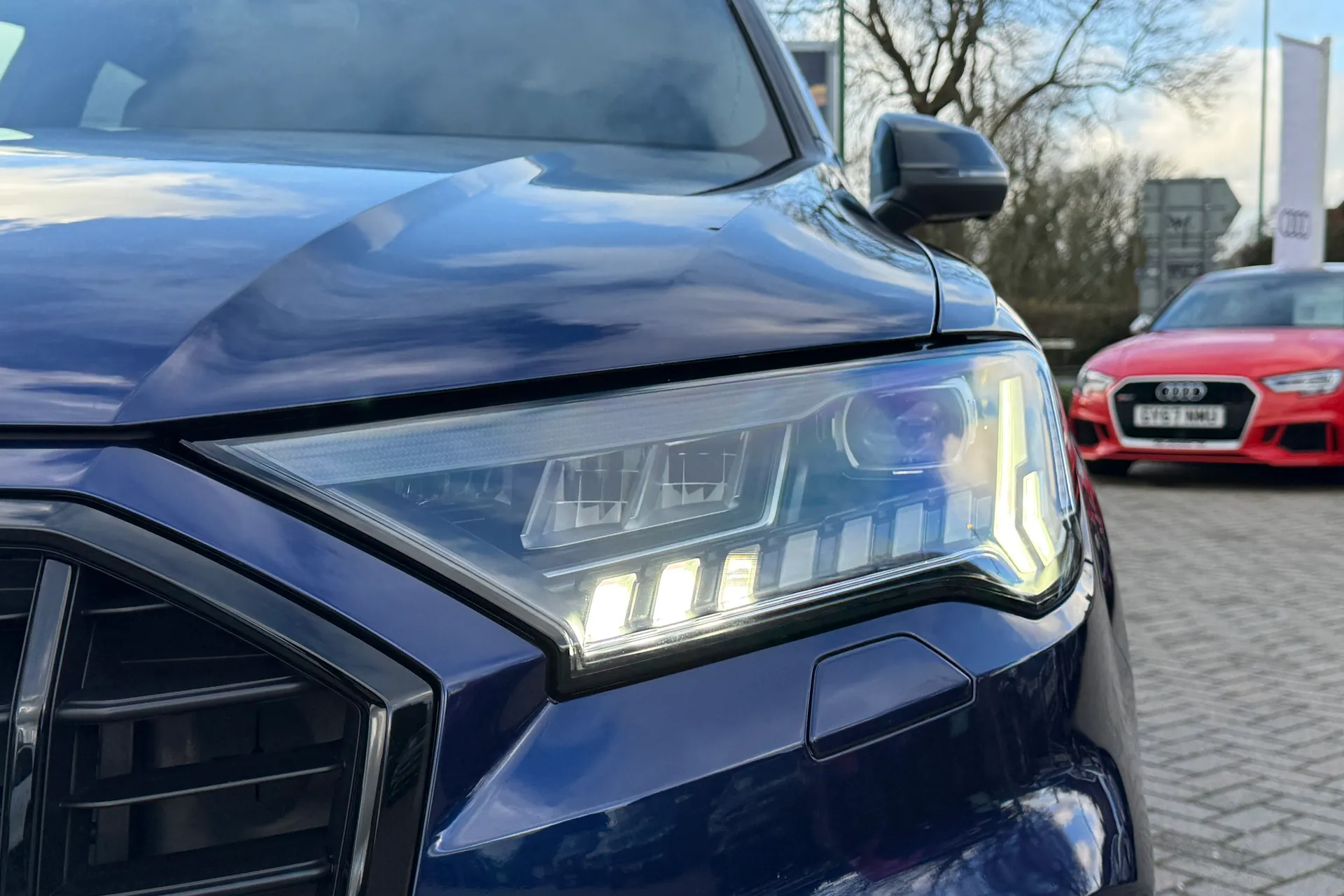 Audi Q7 thumbnail image number 58