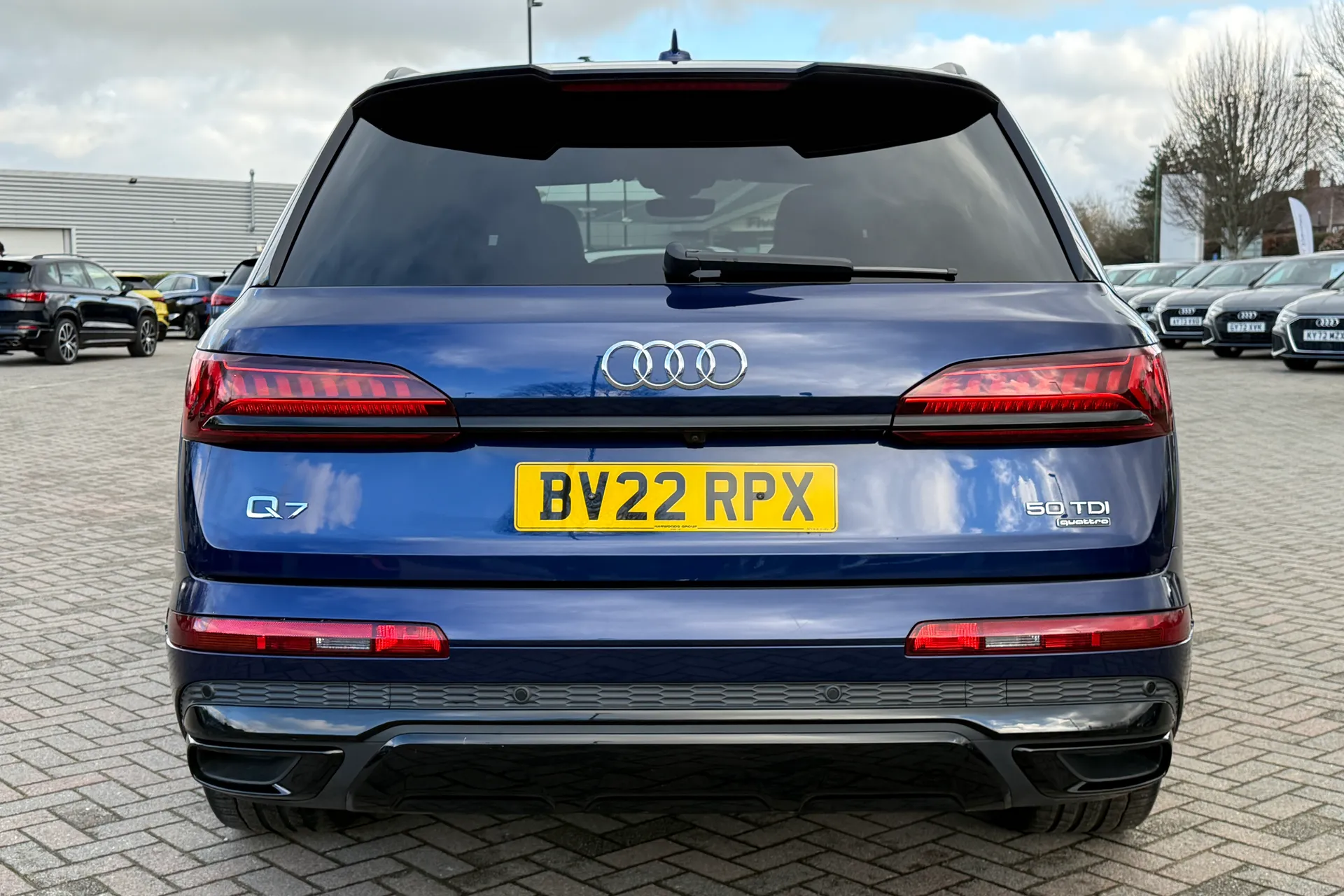 Audi Q7 thumbnail image number 37