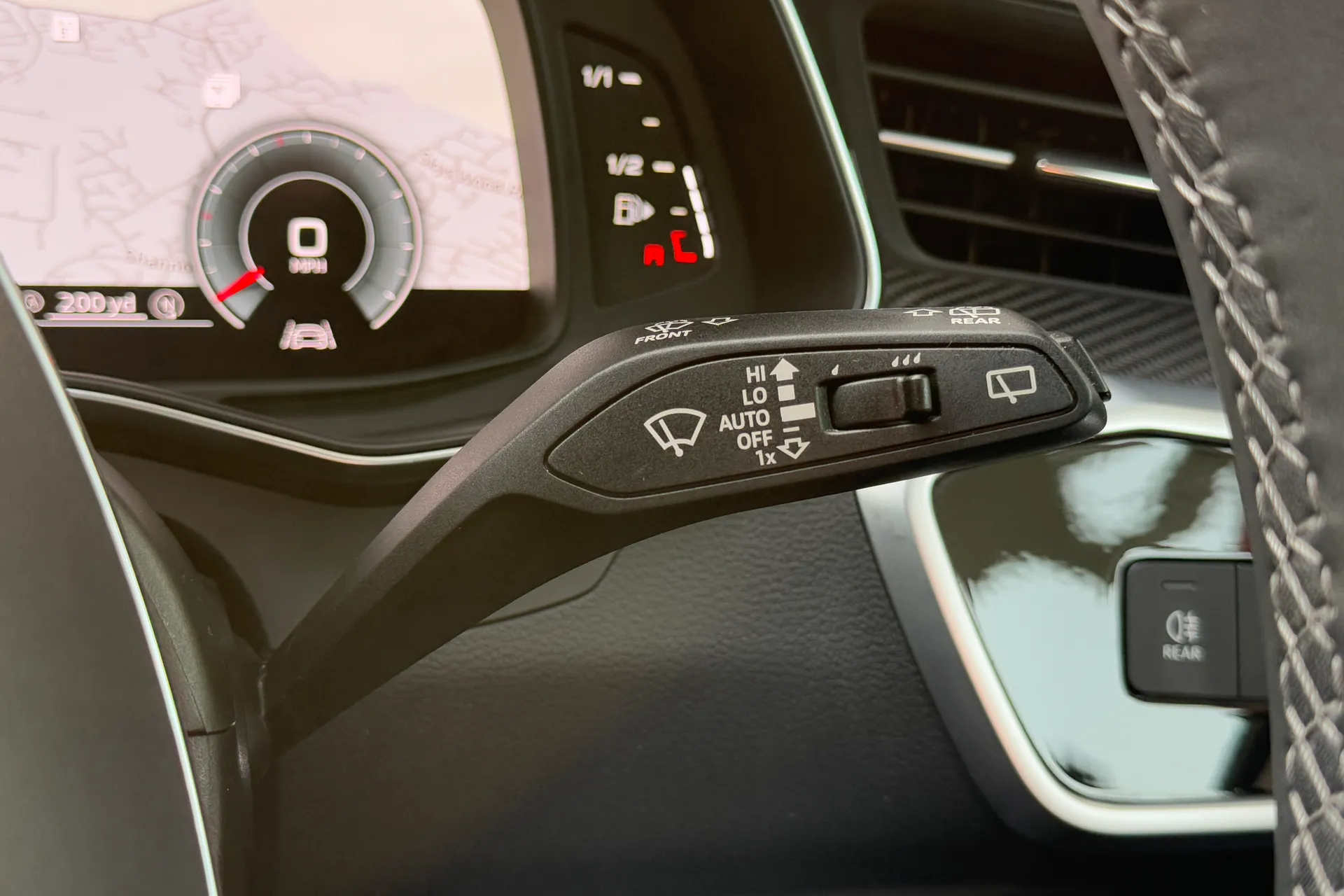 Audi A6 thumbnail image number 18