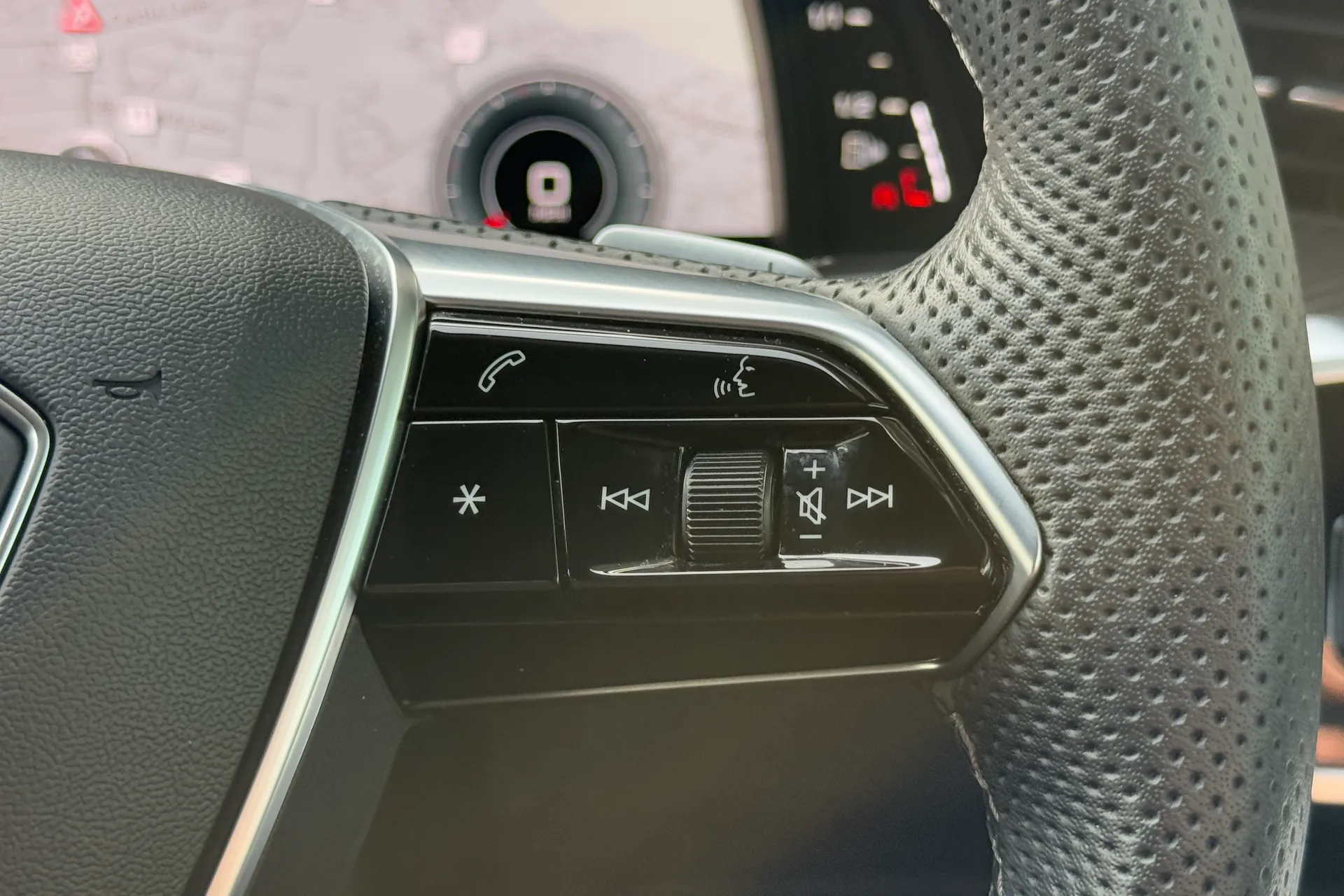 Audi A6 thumbnail image number 15