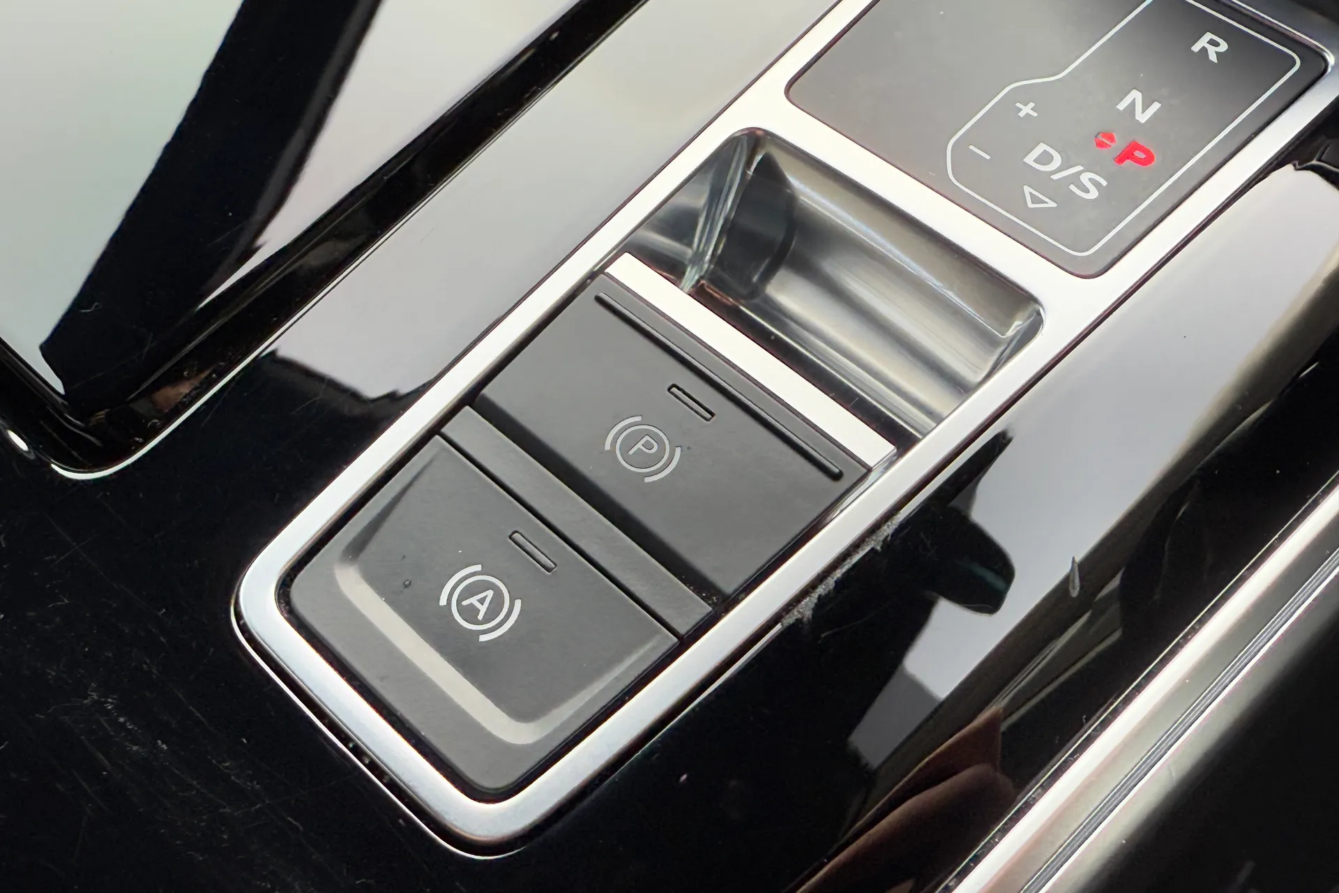 Audi A6 thumbnail image number 30