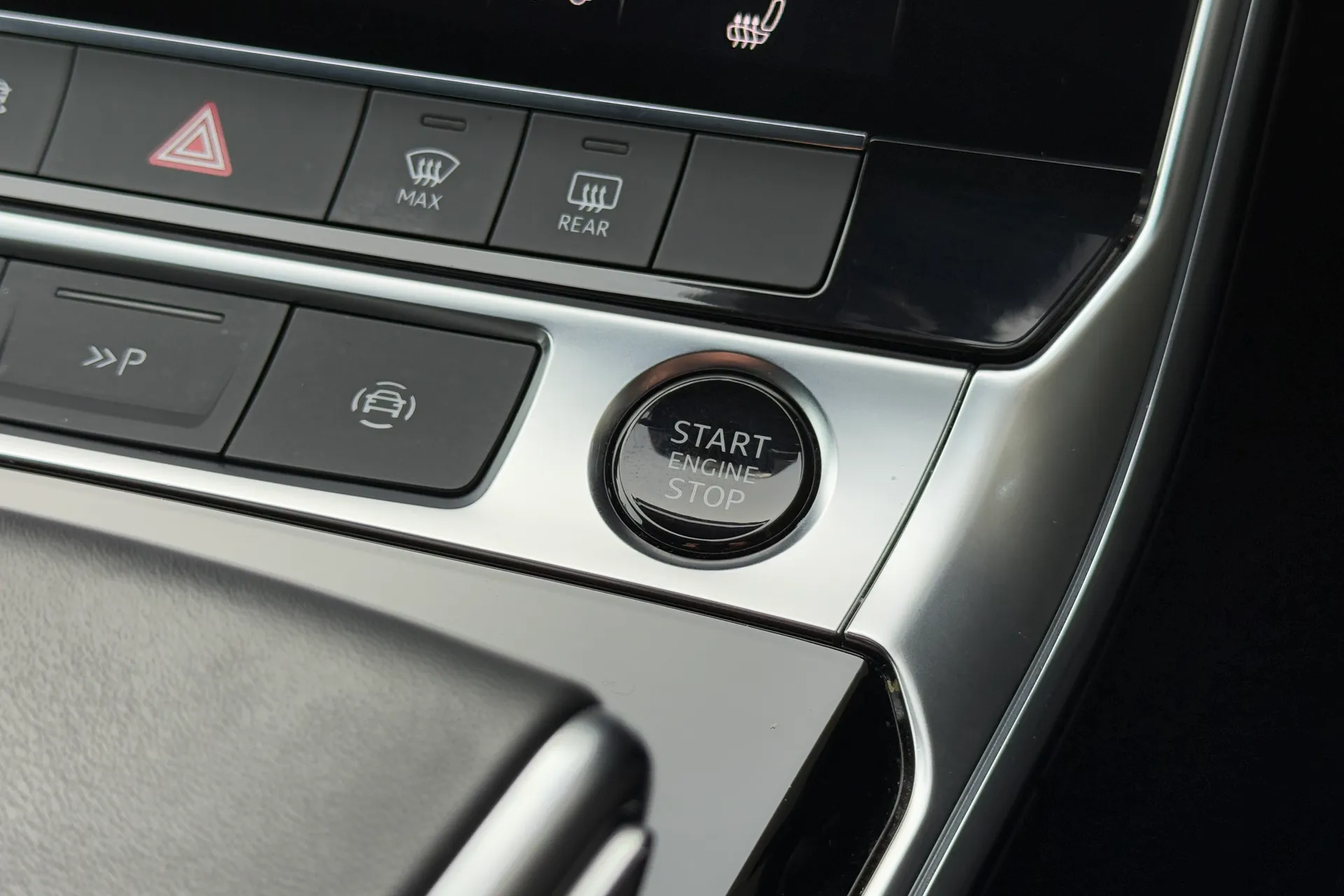 Audi A6 thumbnail image number 21