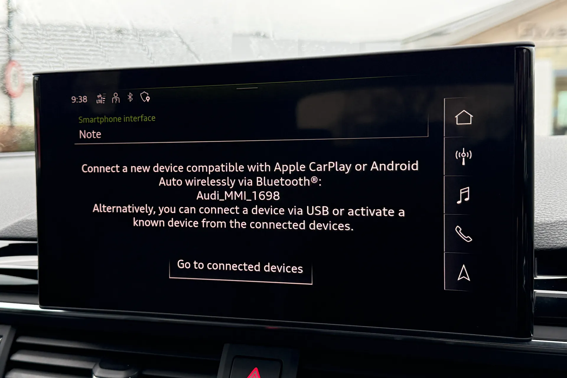 Audi RS4 thumbnail image number 11