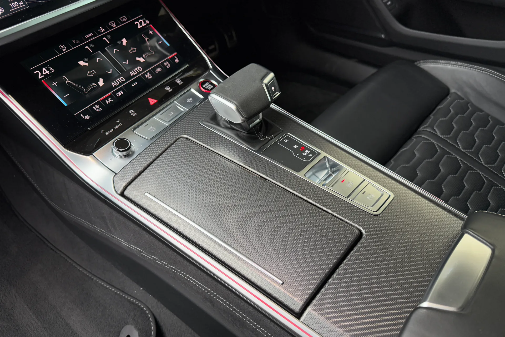 Audi RS 7 thumbnail image number 32