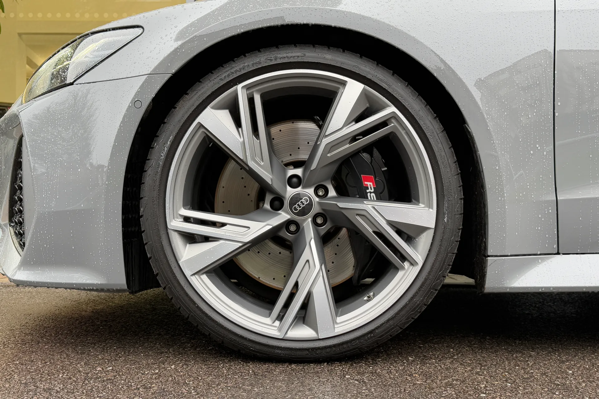 Audi RS 7 thumbnail image number 24