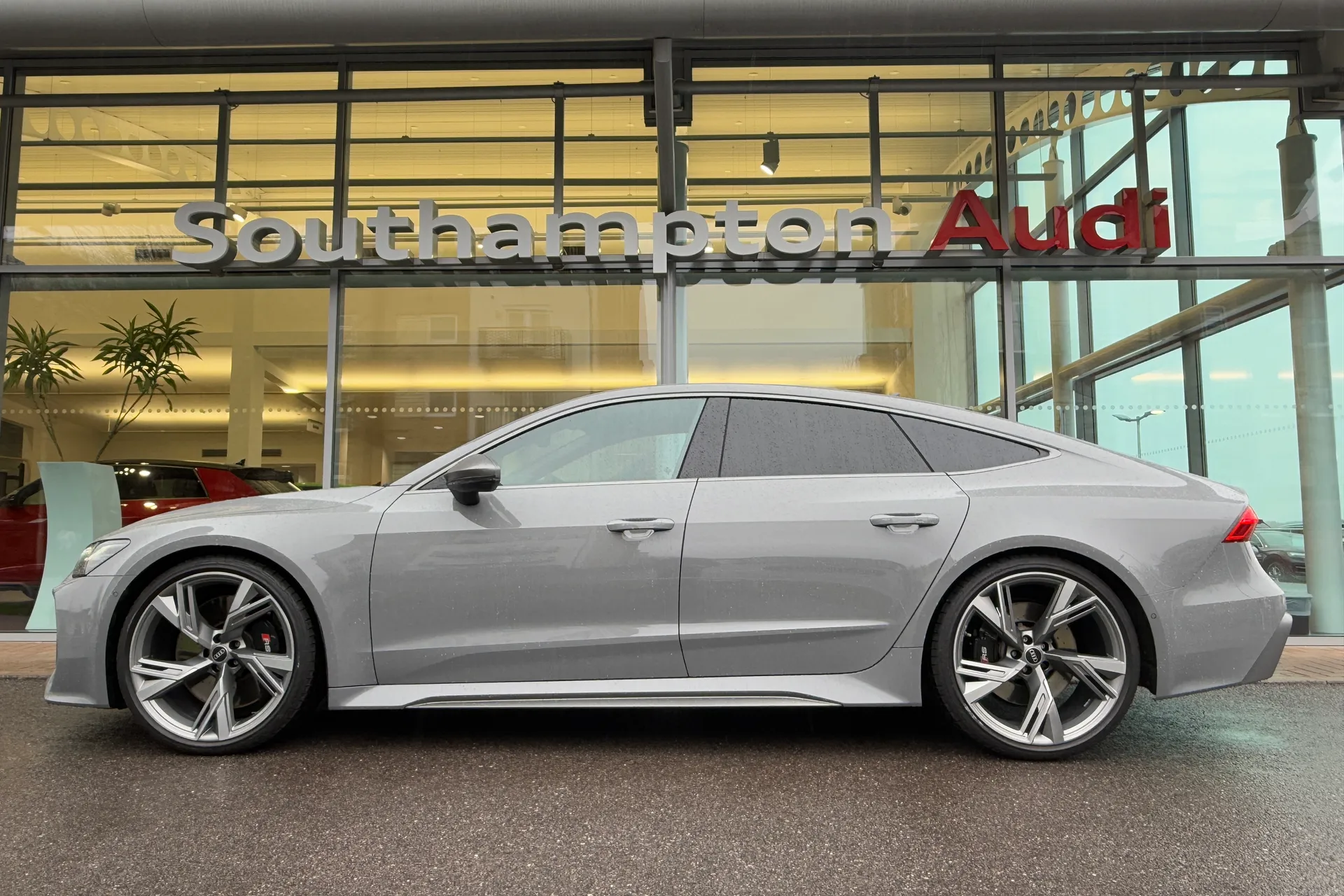 Audi RS 7 thumbnail image number 23