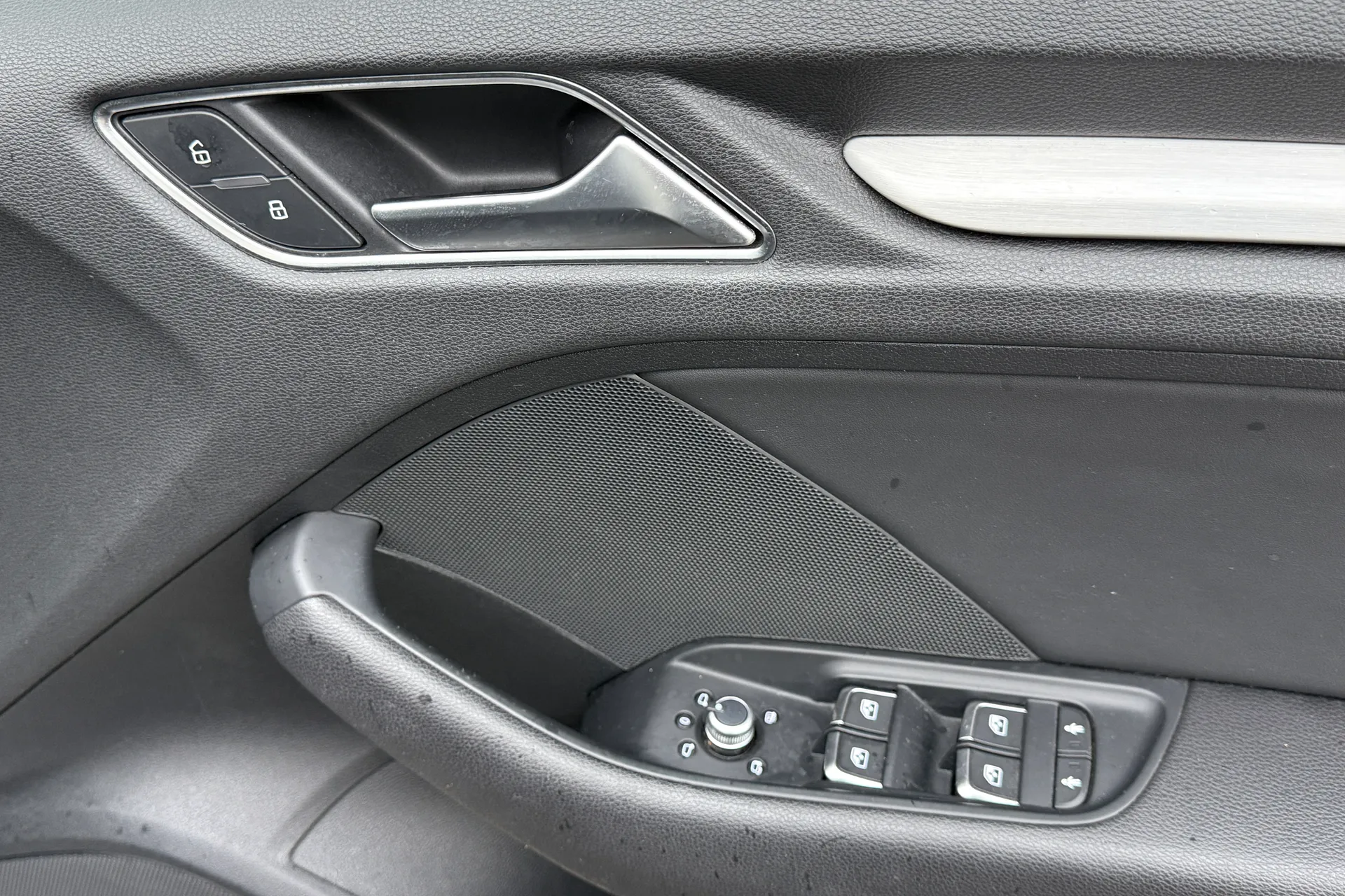 Audi A3 thumbnail image number 39