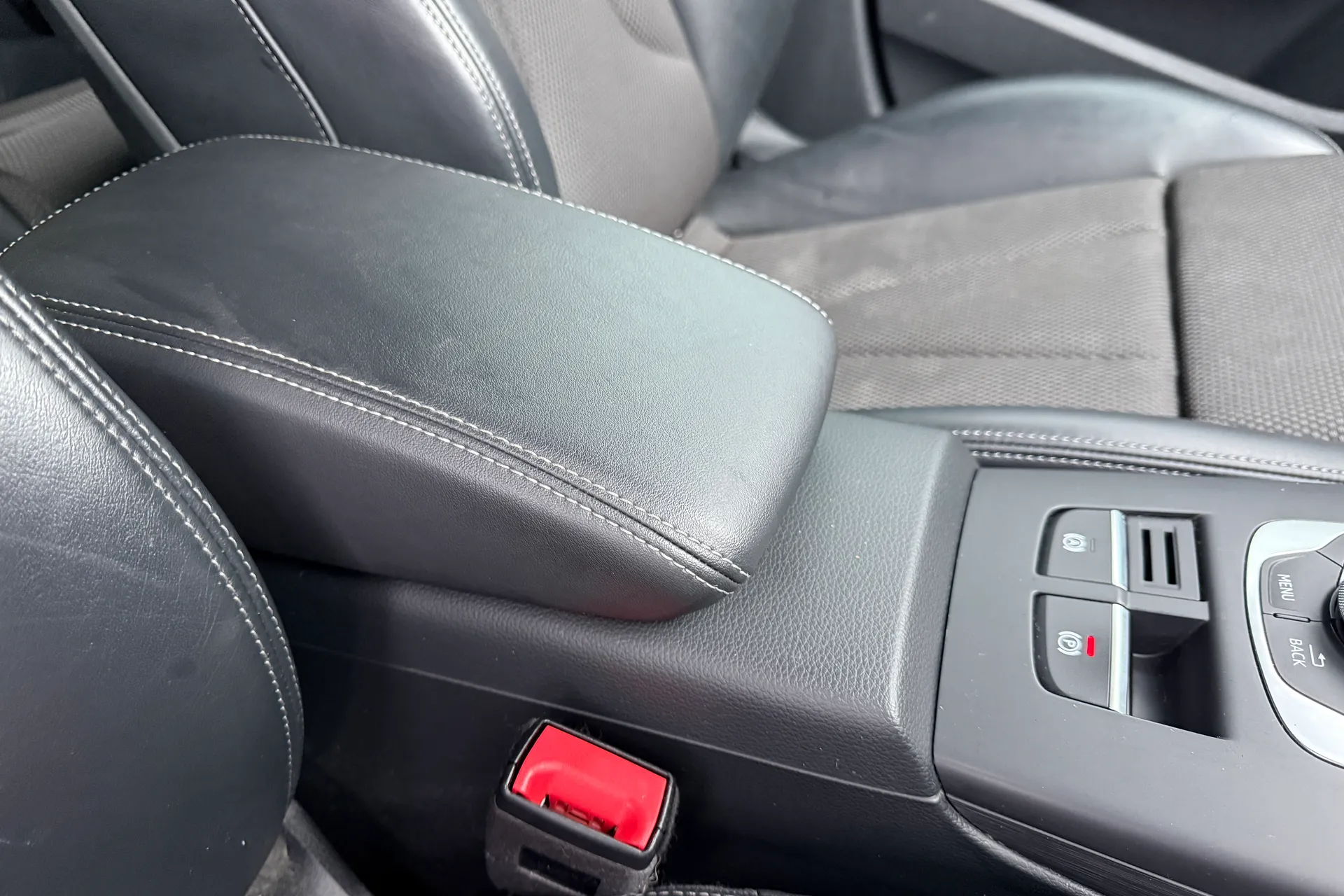 Audi A3 thumbnail image number 40