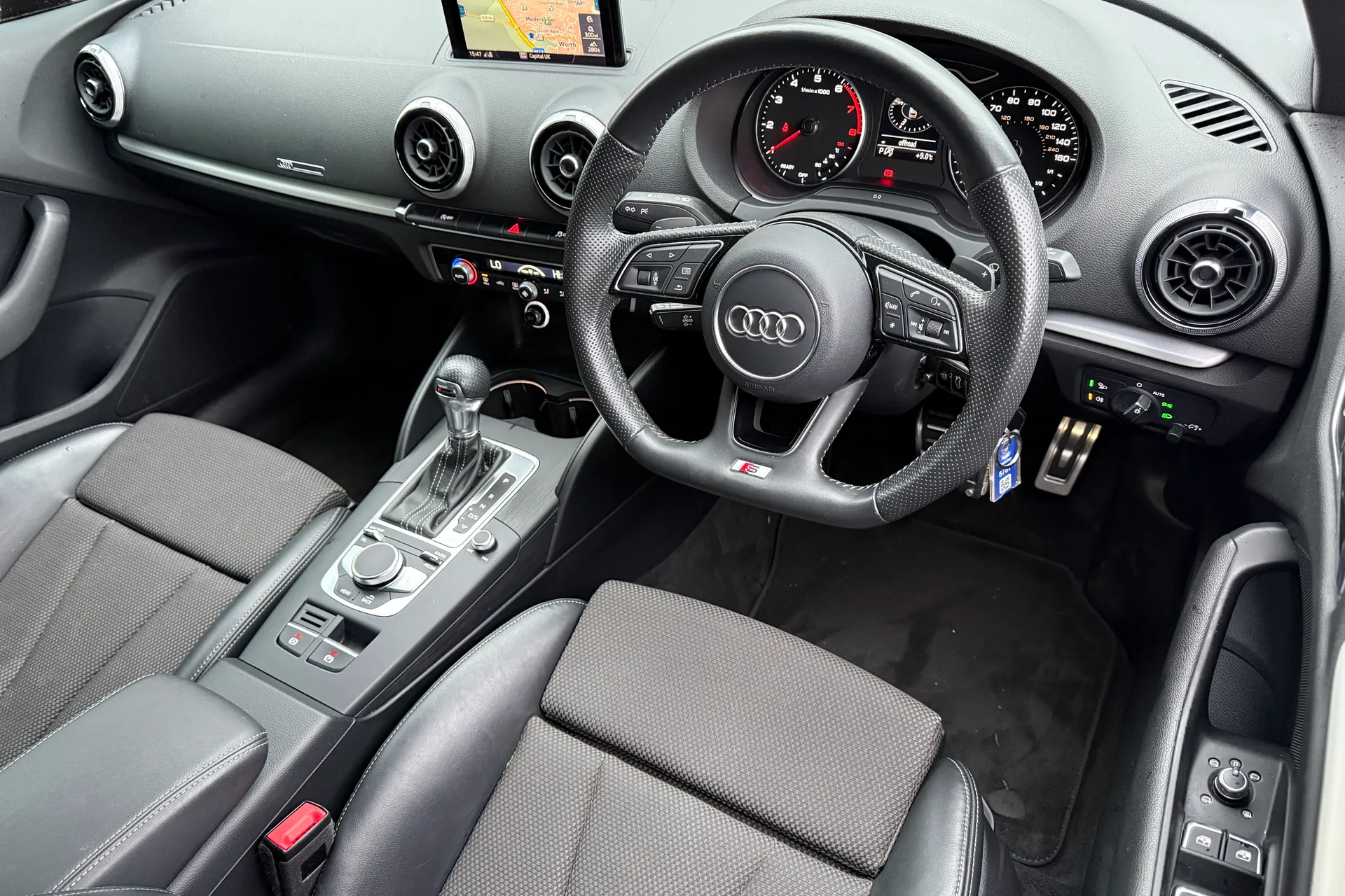 Audi A3 thumbnail image number 13
