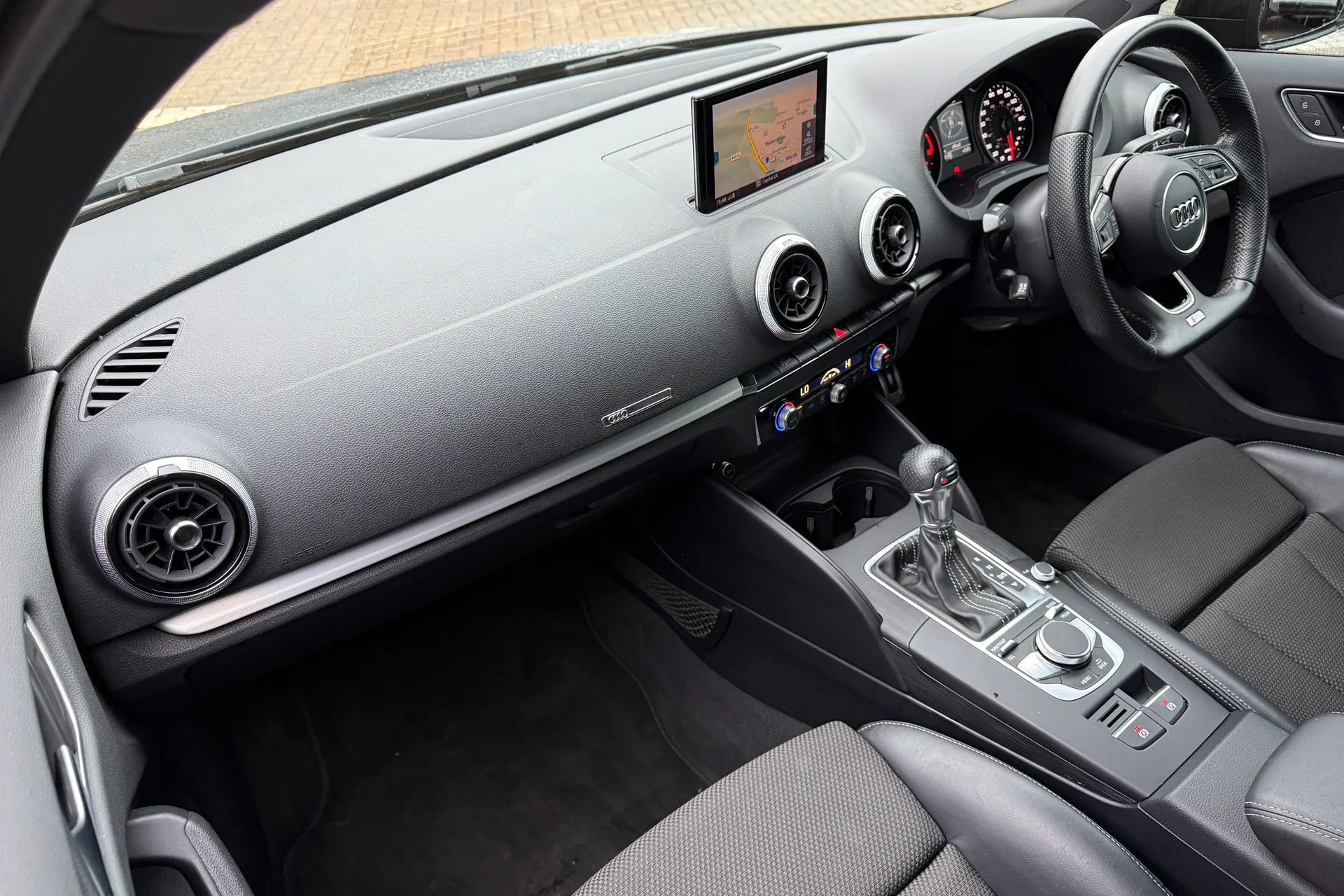 Audi A3 thumbnail image number 16