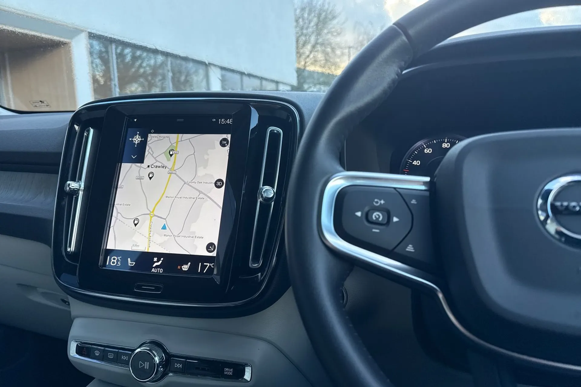 Volvo XC40 thumbnail image number 36