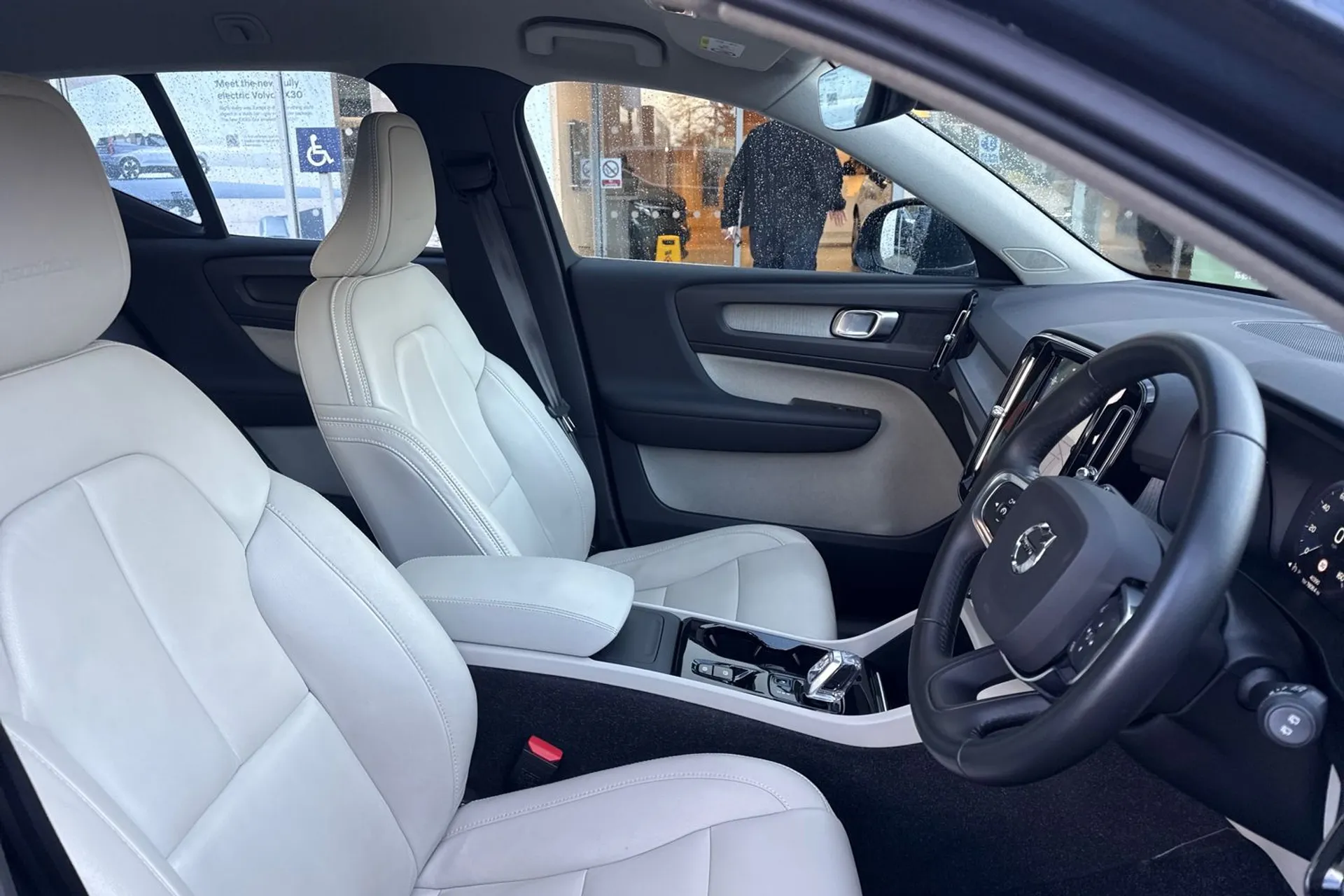 Volvo XC40 thumbnail image number 26