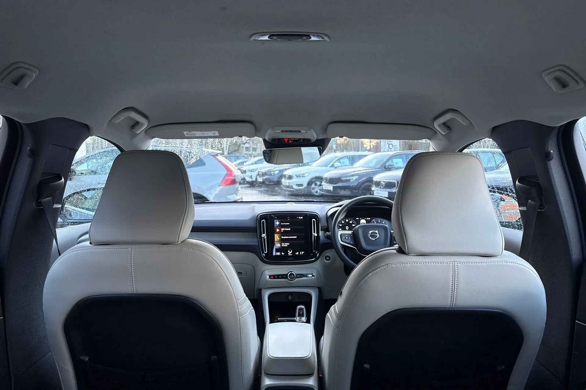 Volvo XC40 thumbnail image number 22