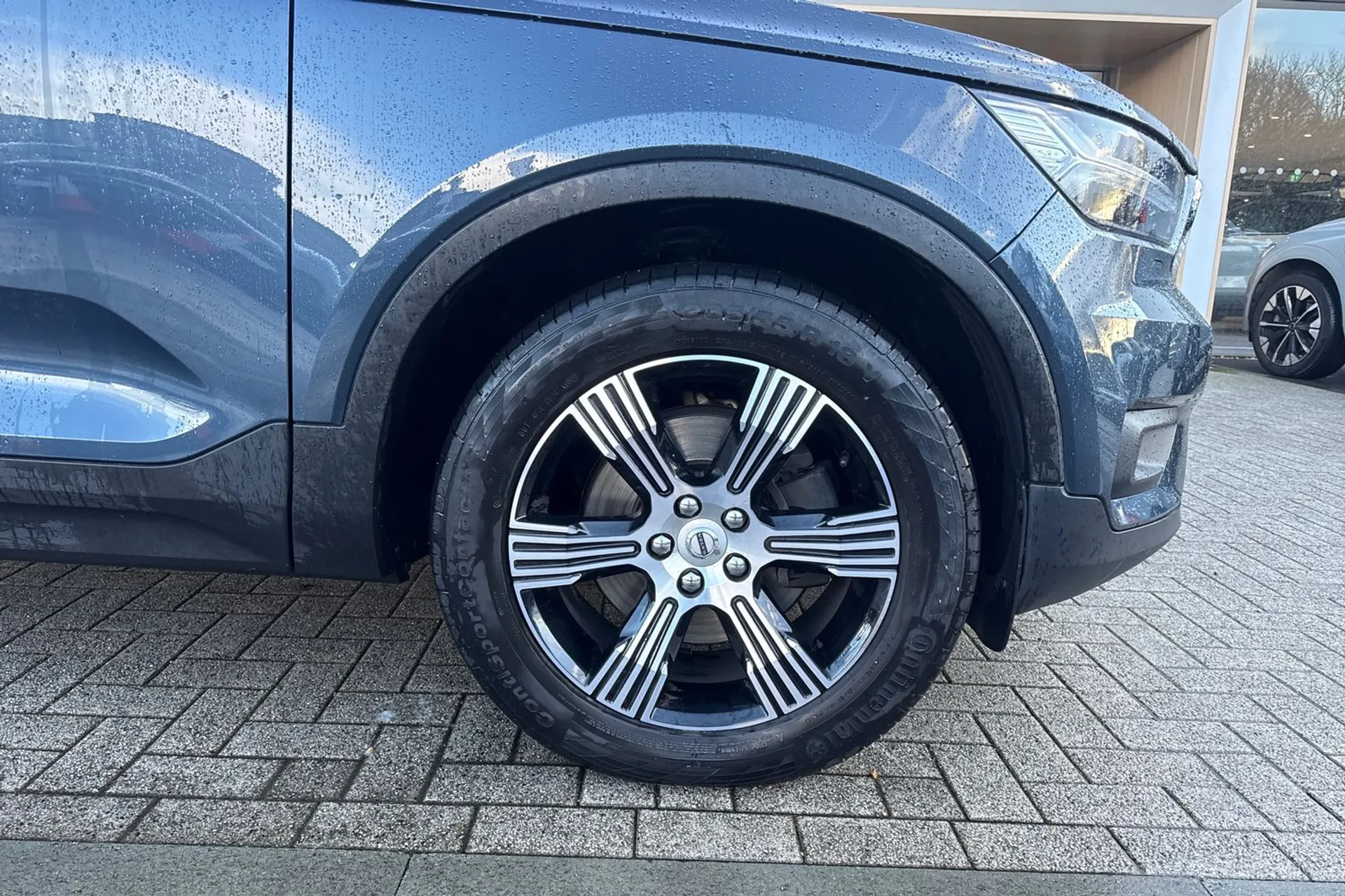 Volvo XC40 thumbnail image number 14