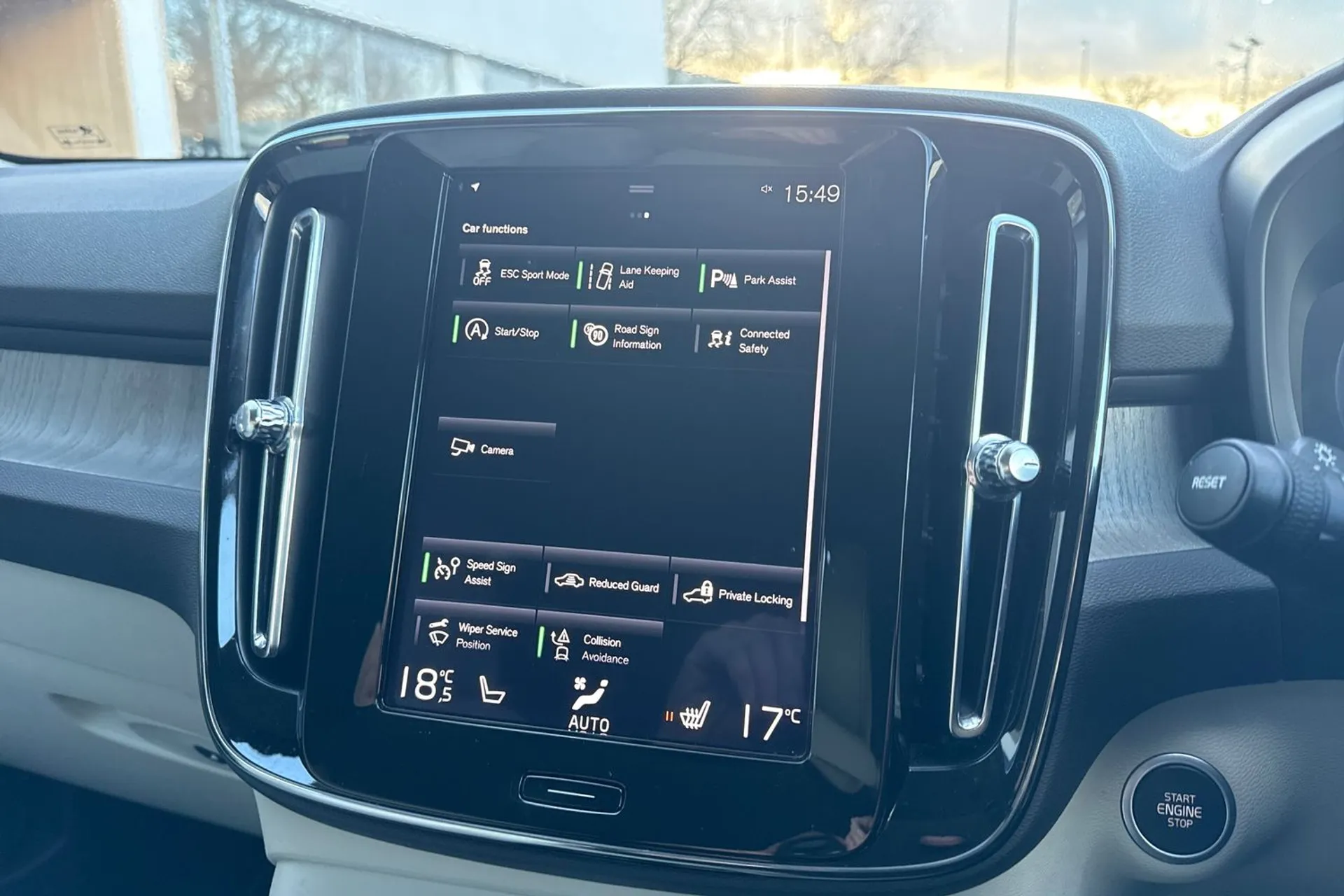 Volvo XC40 thumbnail image number 40