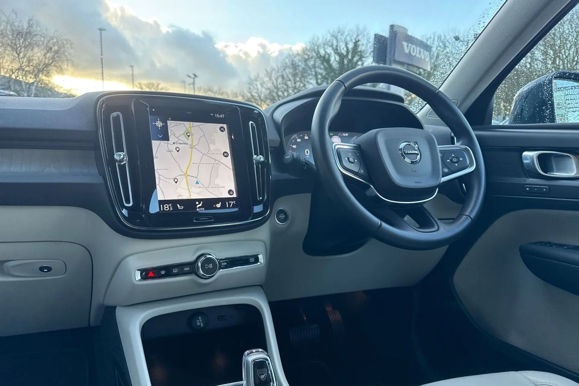 Volvo XC40 thumbnail image number 35