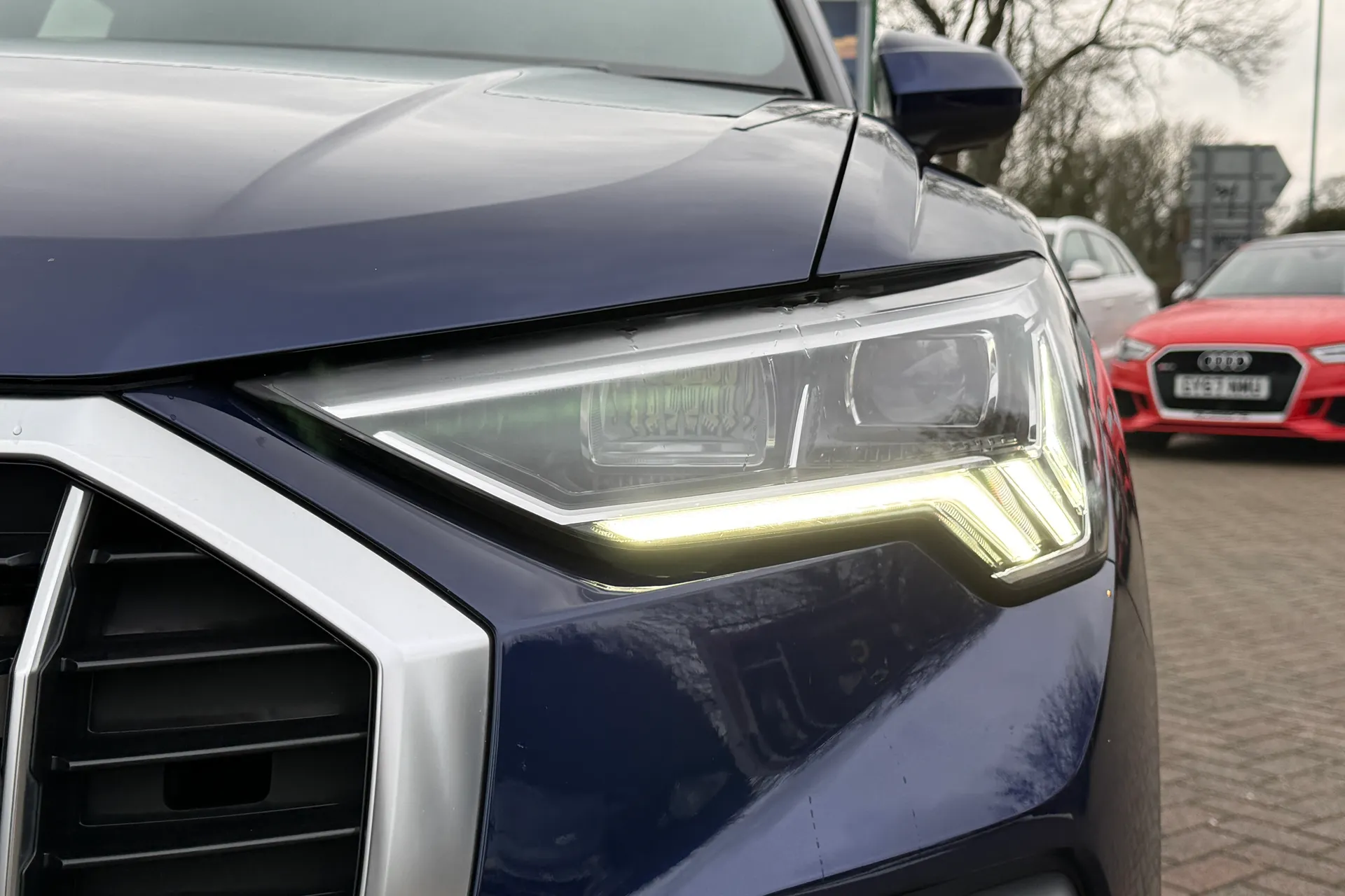 Audi Q3 thumbnail image number 52