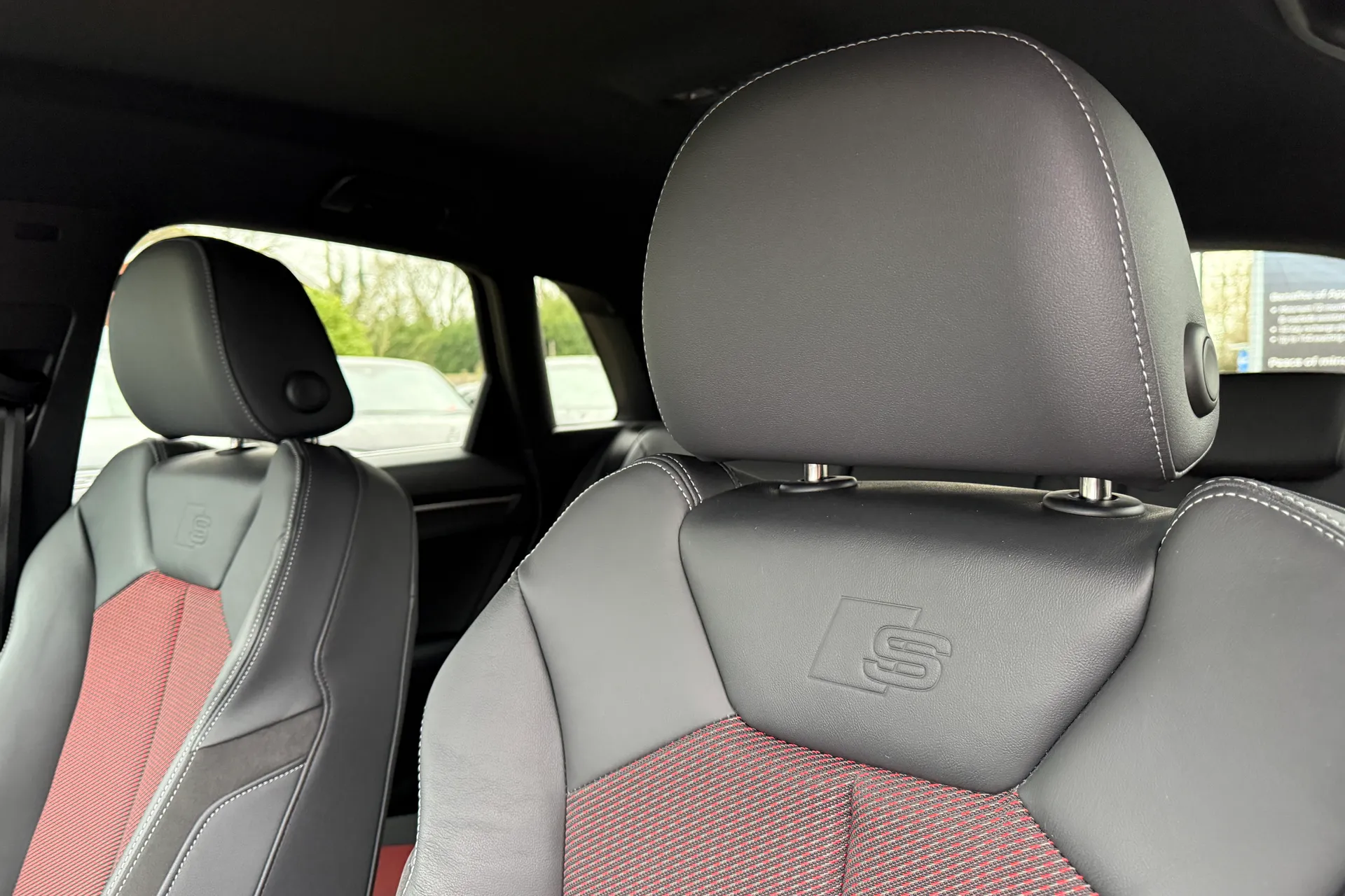 Audi Q3 thumbnail image number 29