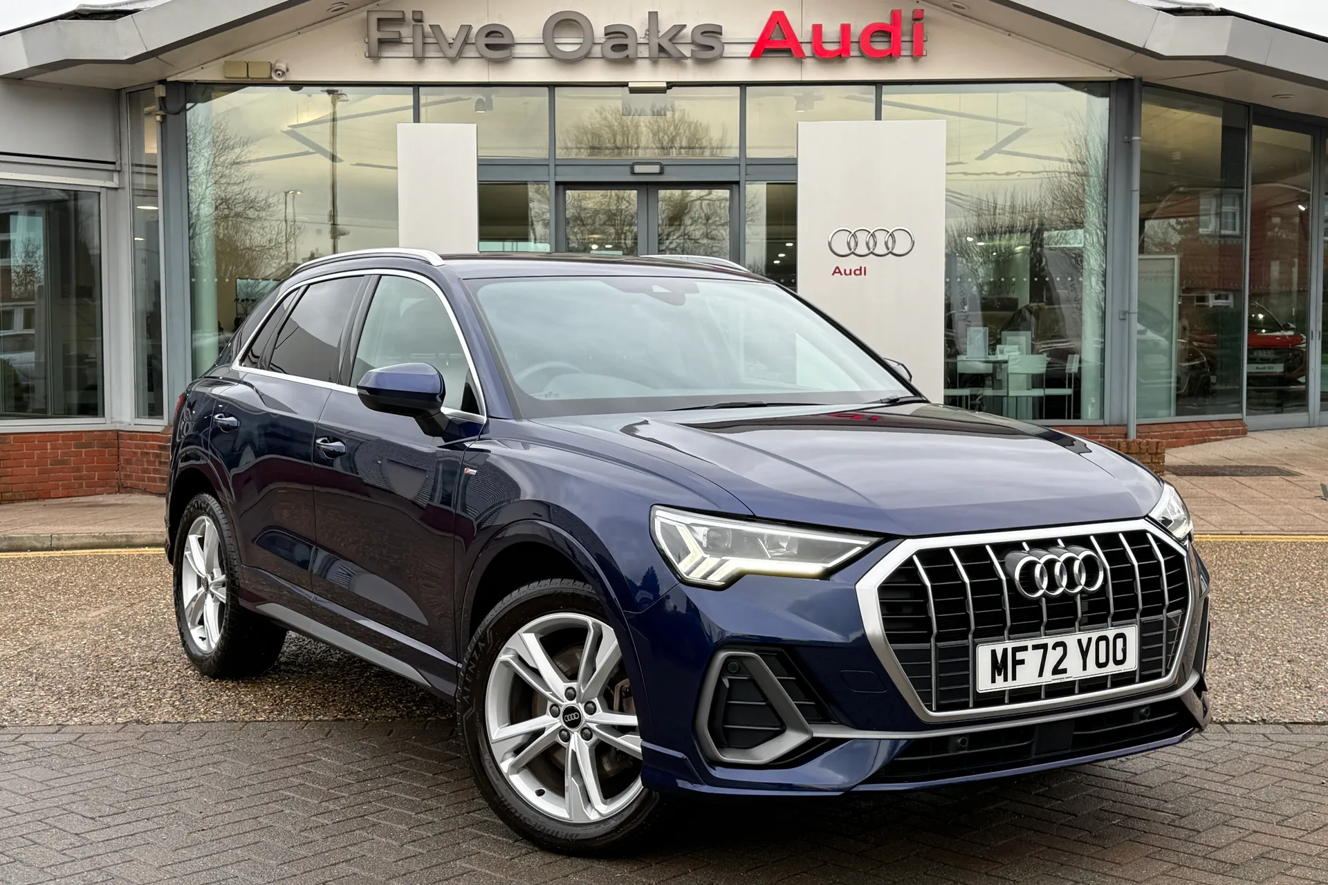 Audi Q3 focused image