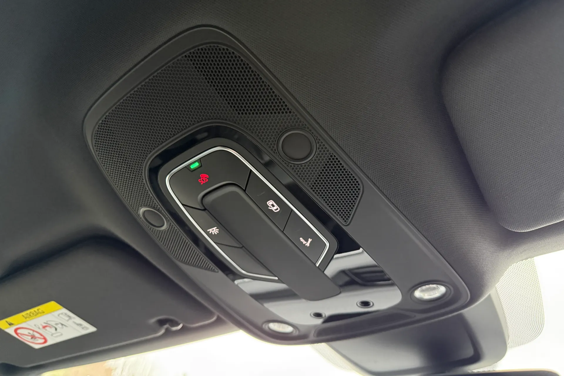 Audi Q8 thumbnail image number 21