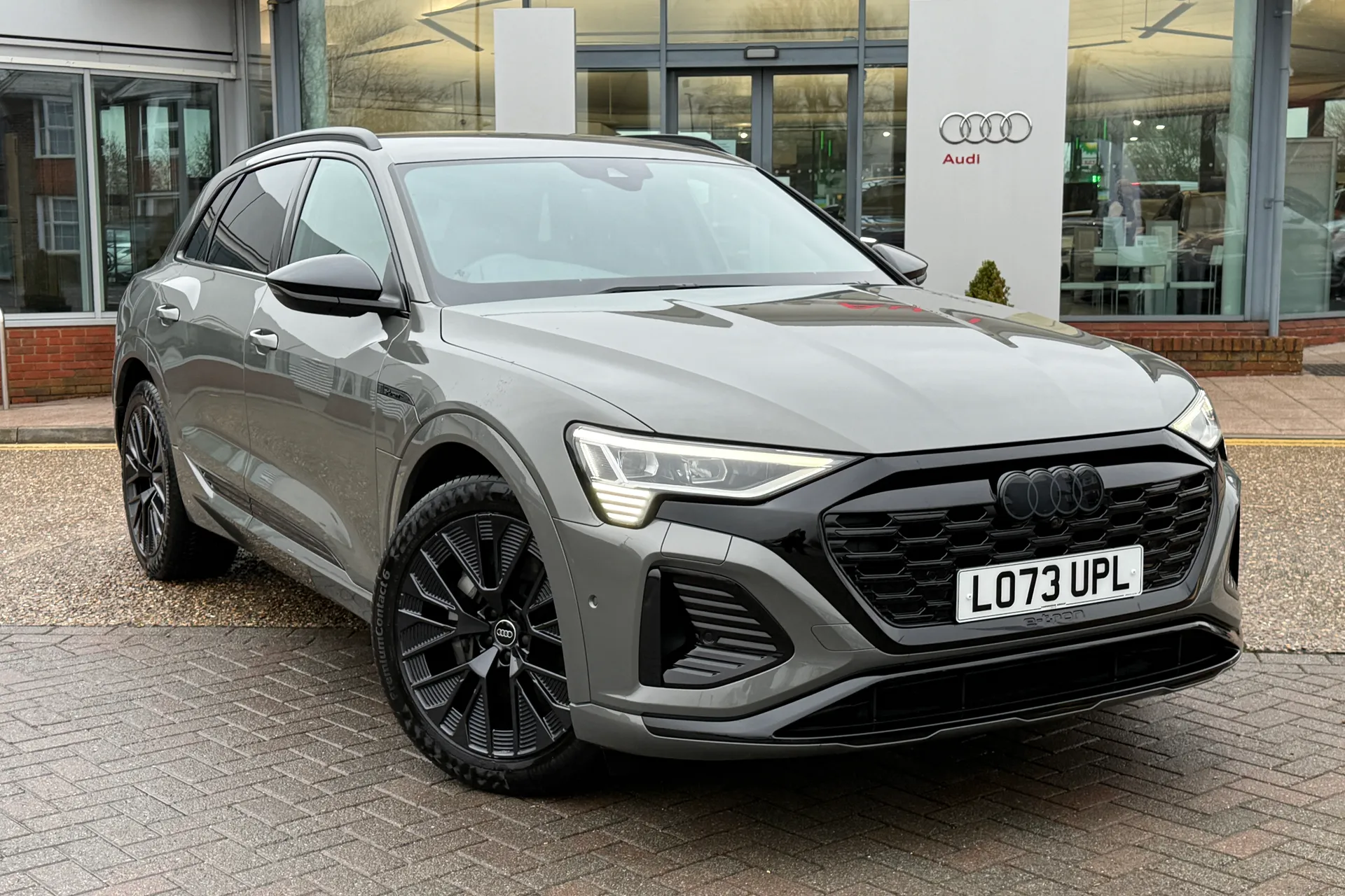 Audi Q8 thumbnail image number 25