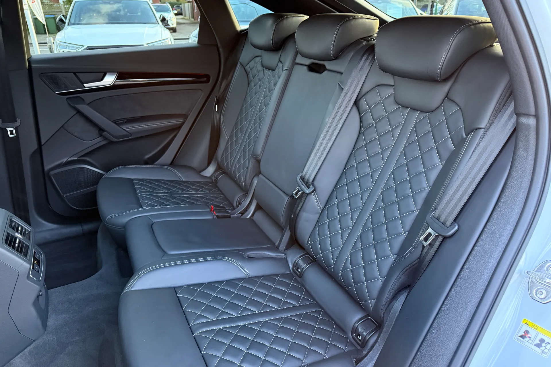 Audi Q5 thumbnail image number 44