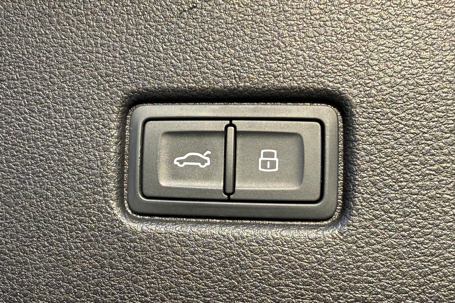 Audi Q5 thumbnail image number 38