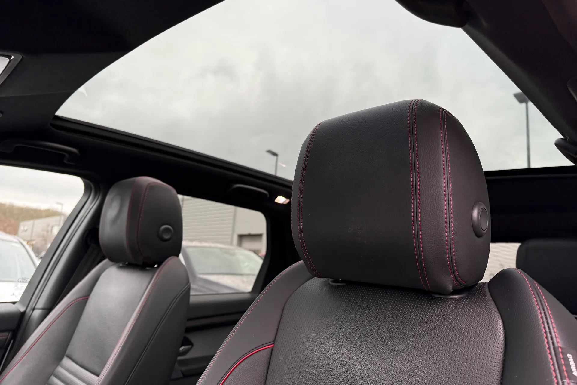 LAND ROVER DISCOVERY SPORT thumbnail image number 4