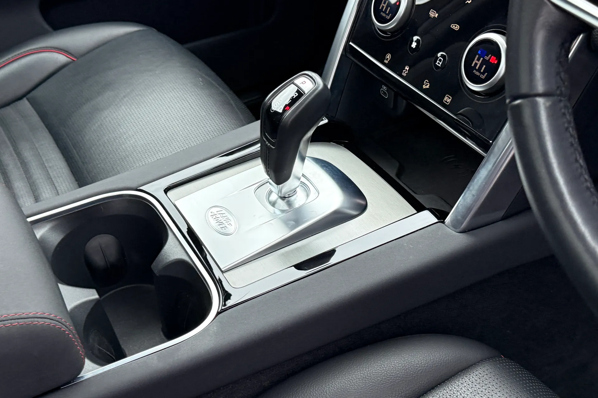 LAND ROVER DISCOVERY SPORT thumbnail image number 18