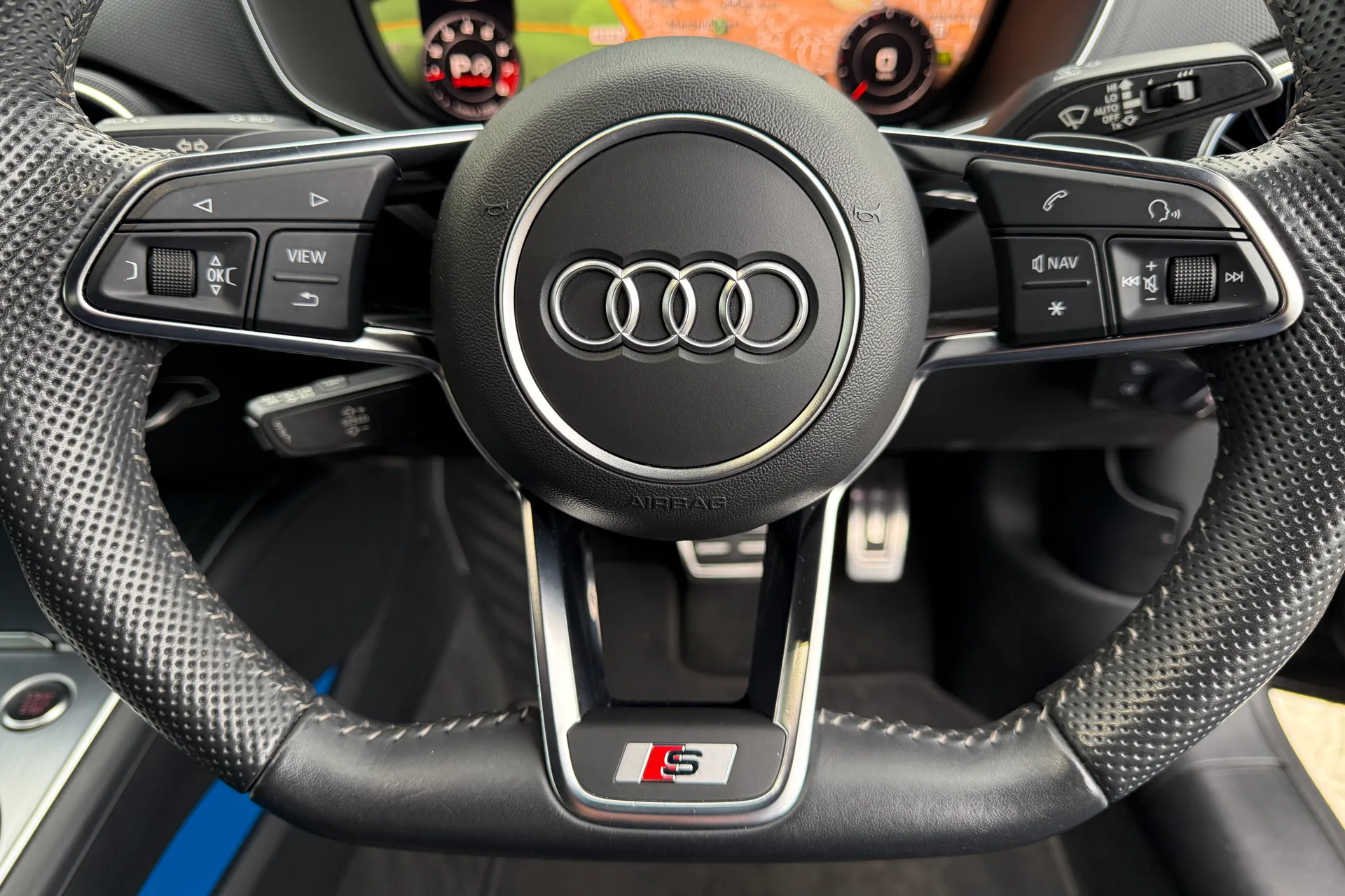 Audi TT thumbnail image number 60