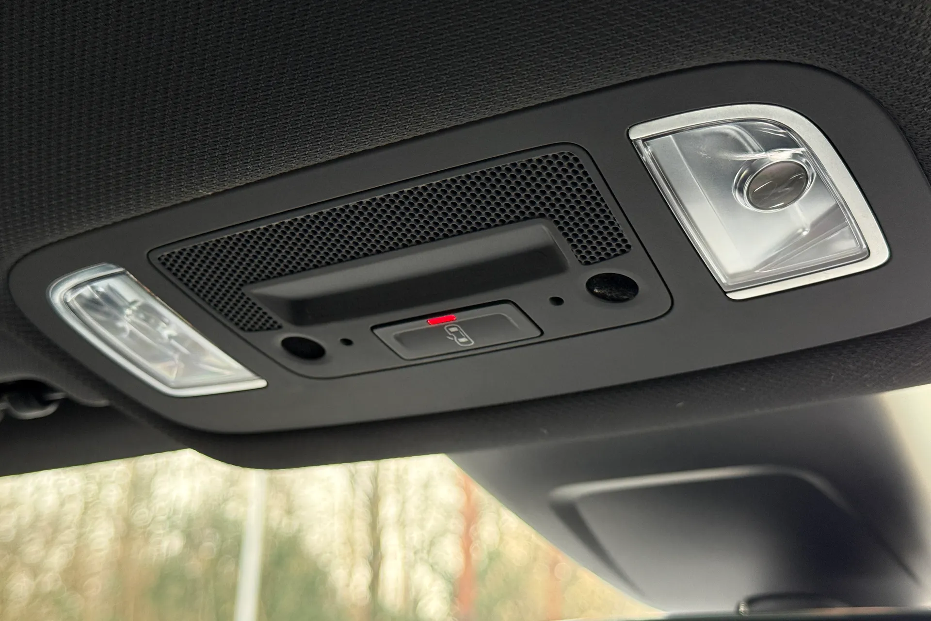 Audi TT thumbnail image number 47