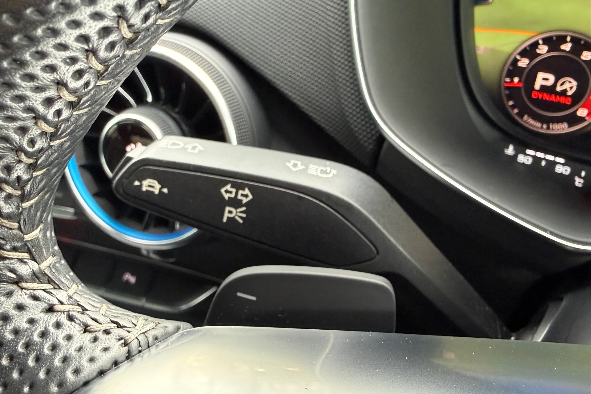 Audi TT thumbnail image number 59