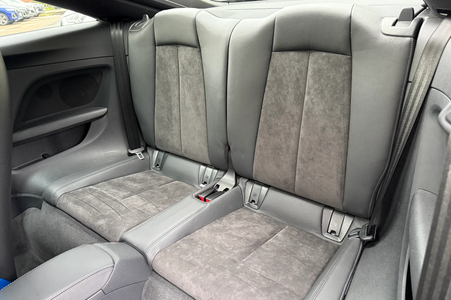 Audi TT thumbnail image number 18