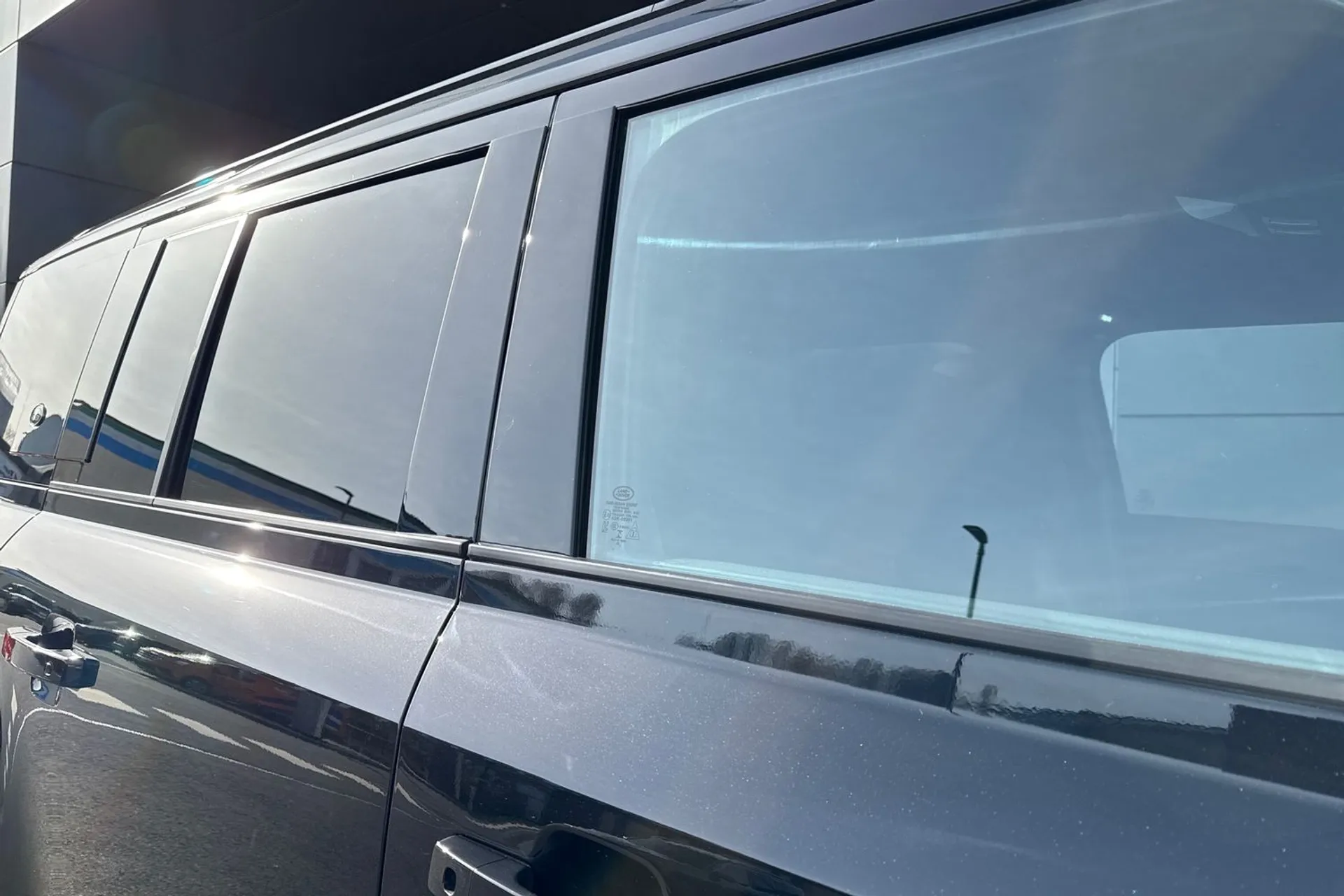 LAND ROVER DEFENDER thumbnail image number 30