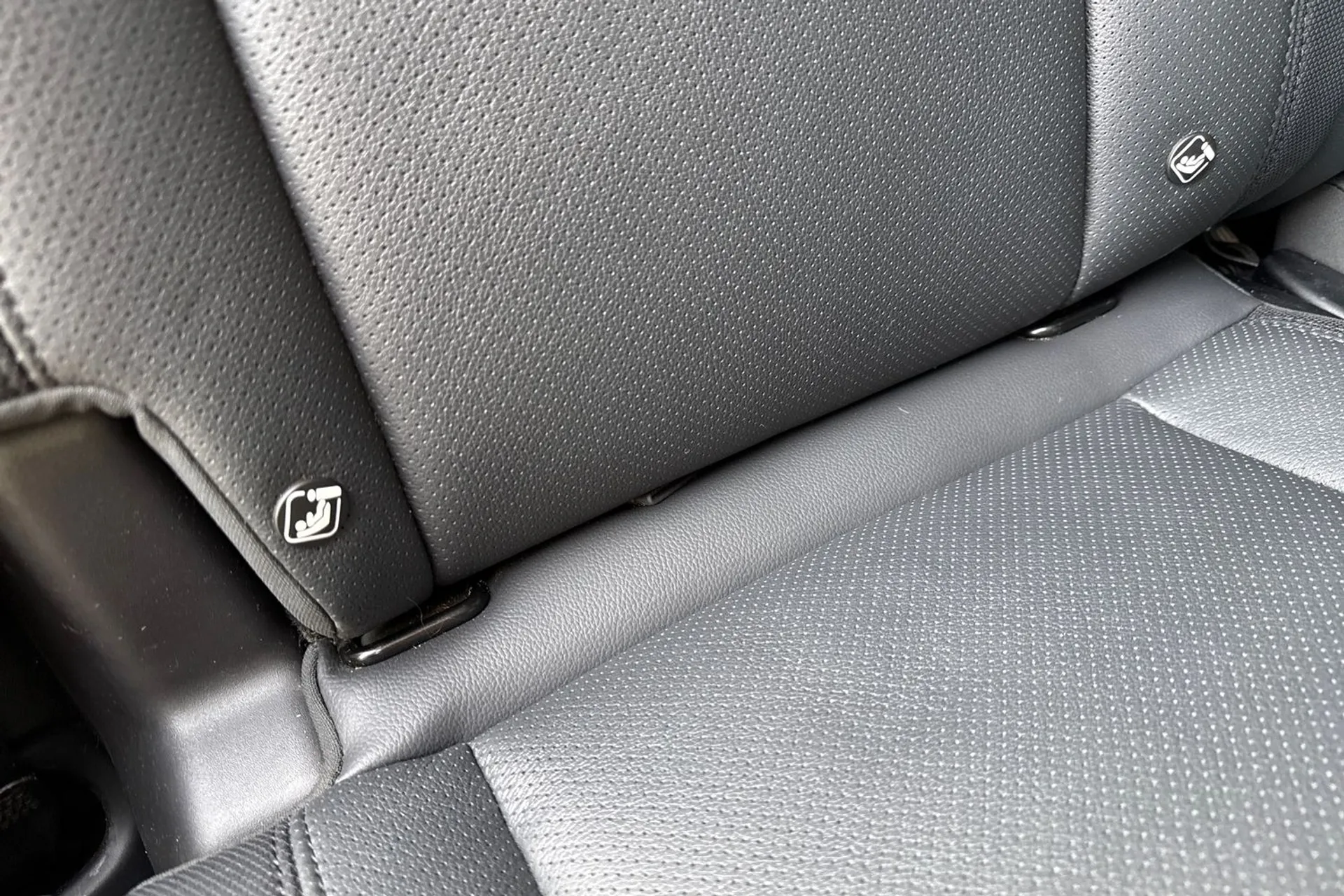 LAND ROVER DEFENDER thumbnail image number 40