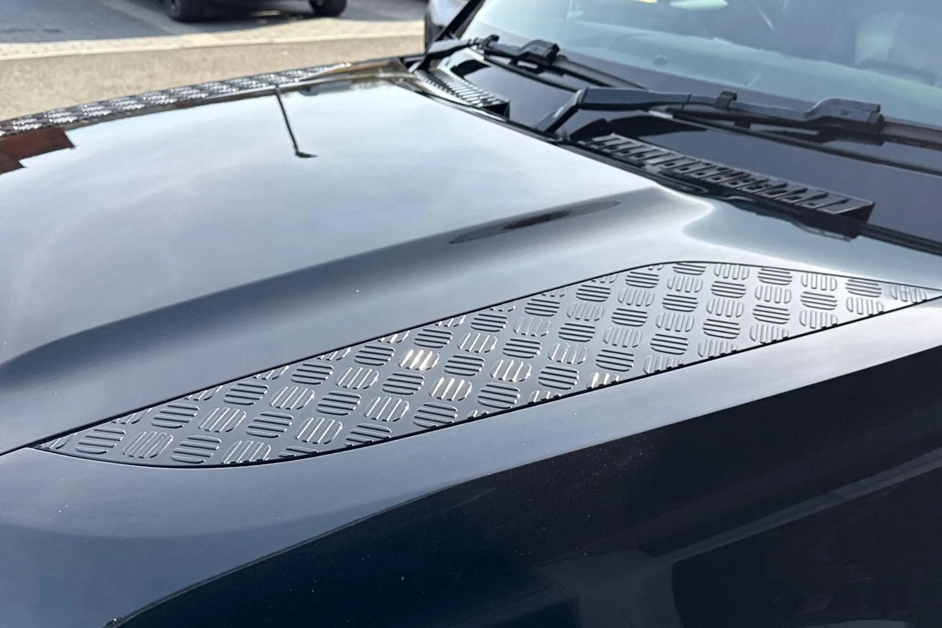 LAND ROVER DEFENDER thumbnail image number 27