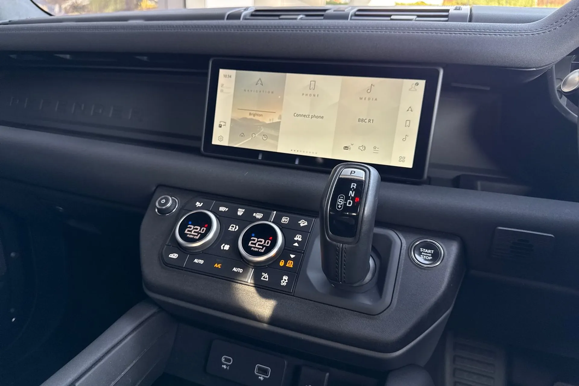 LAND ROVER DEFENDER thumbnail image number 54