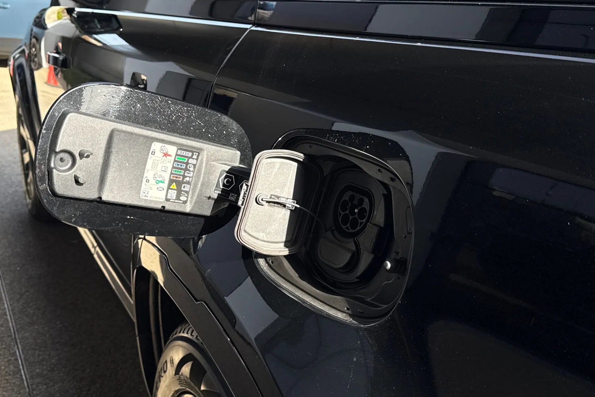 LAND ROVER DEFENDER thumbnail image number 15