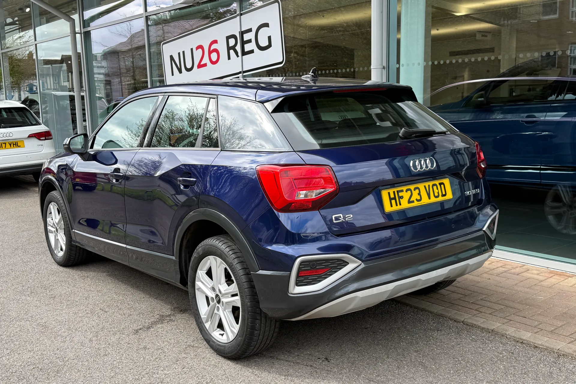 Audi Q2 thumbnail image number 7