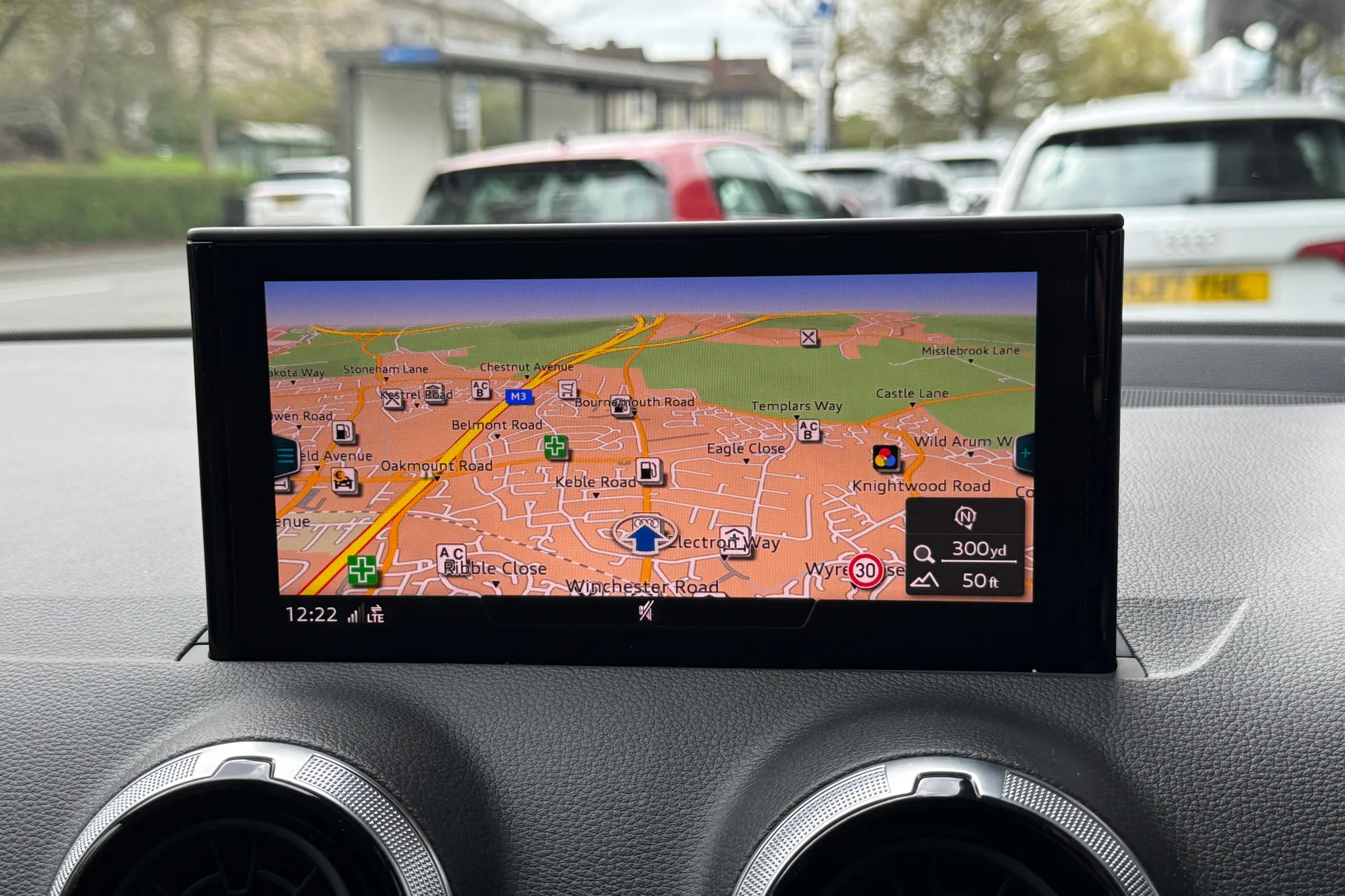 Audi Q2 thumbnail image number 4